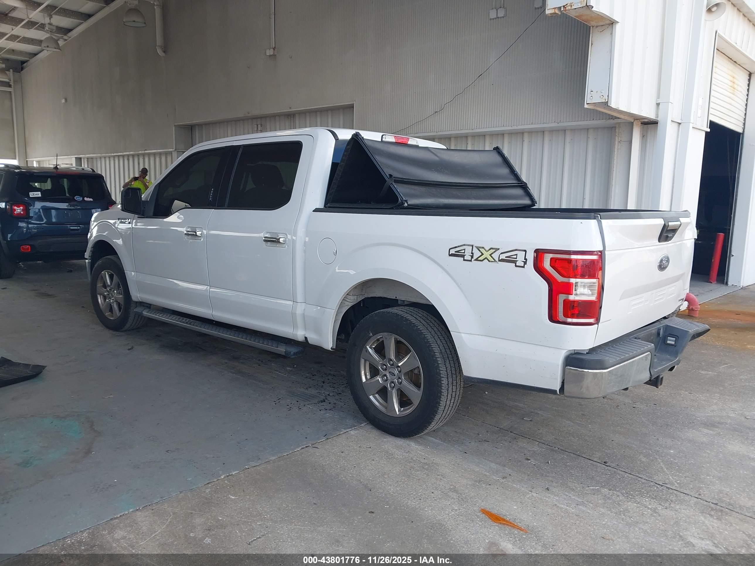 FORD F-150 image 3