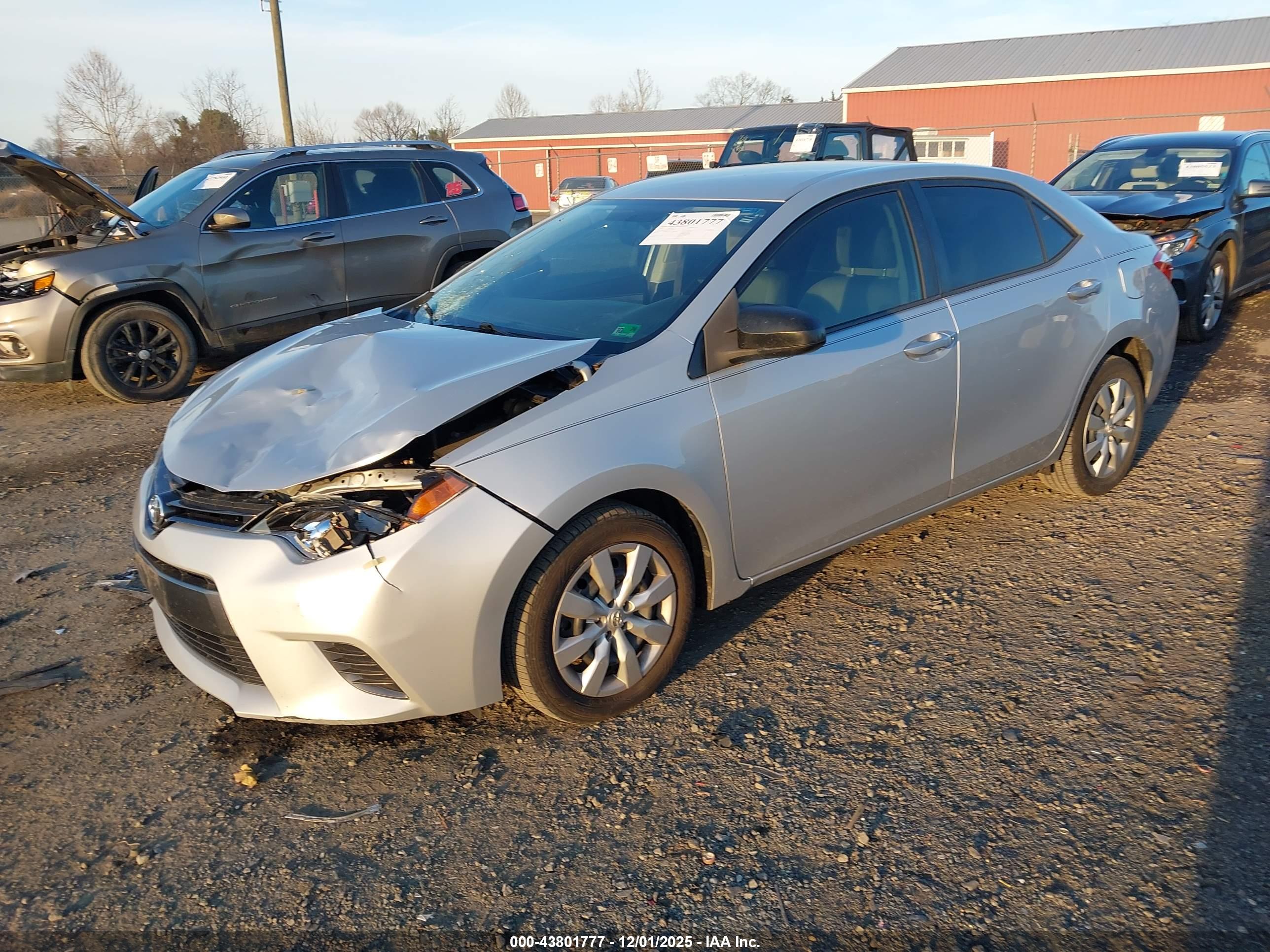 TOYOTA COROLLA image 2