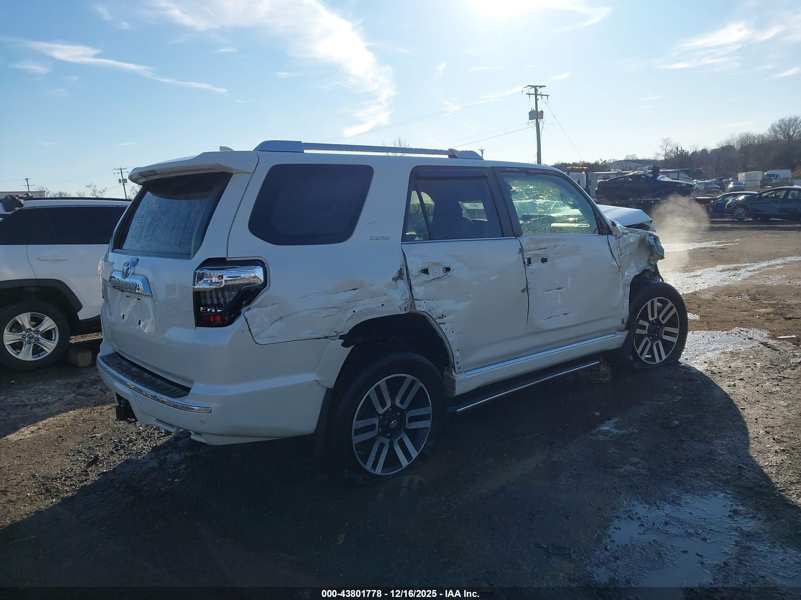 TOYOTA 4RUNNER image 4