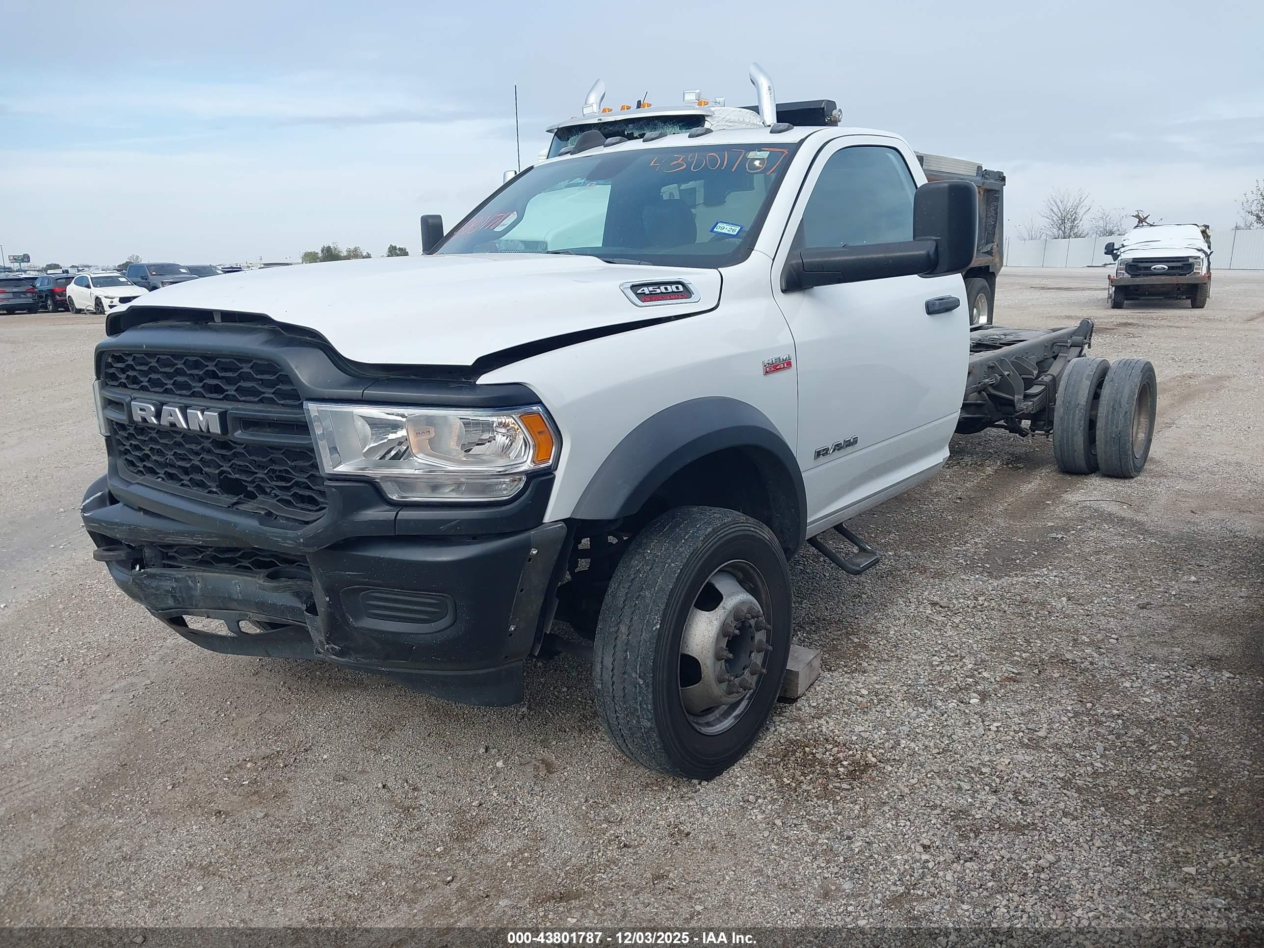 RAM 4500 image 2