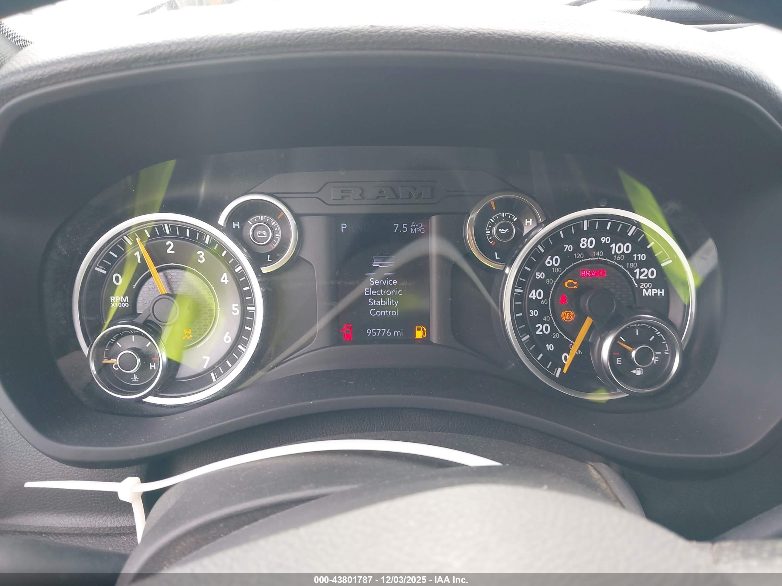 RAM 4500 image 6
