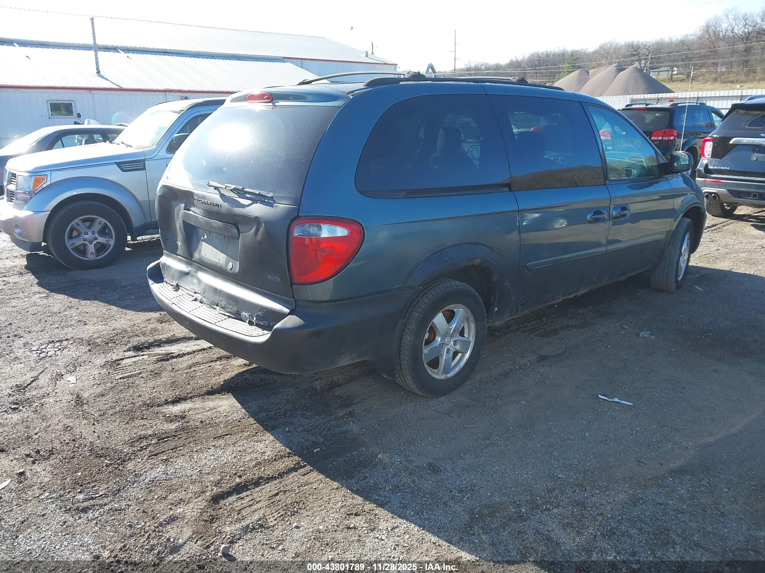 DODGE GRAND image 4