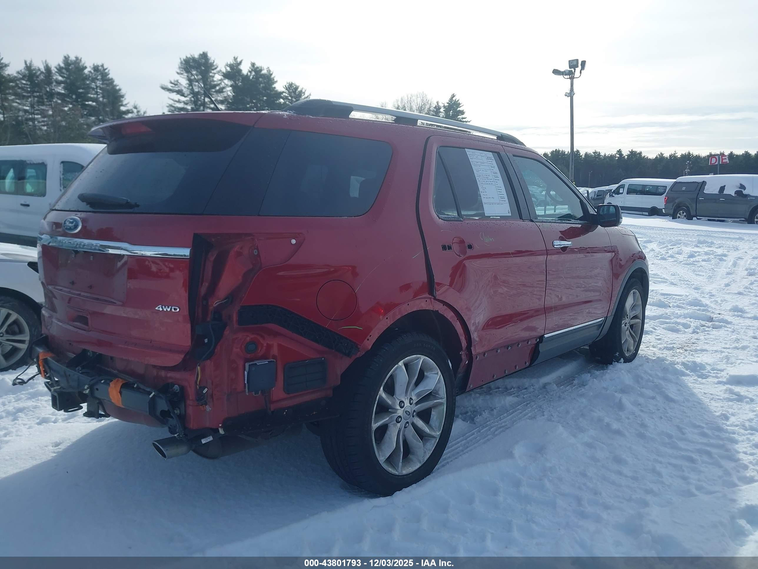 FORD EXPLORER image 4
