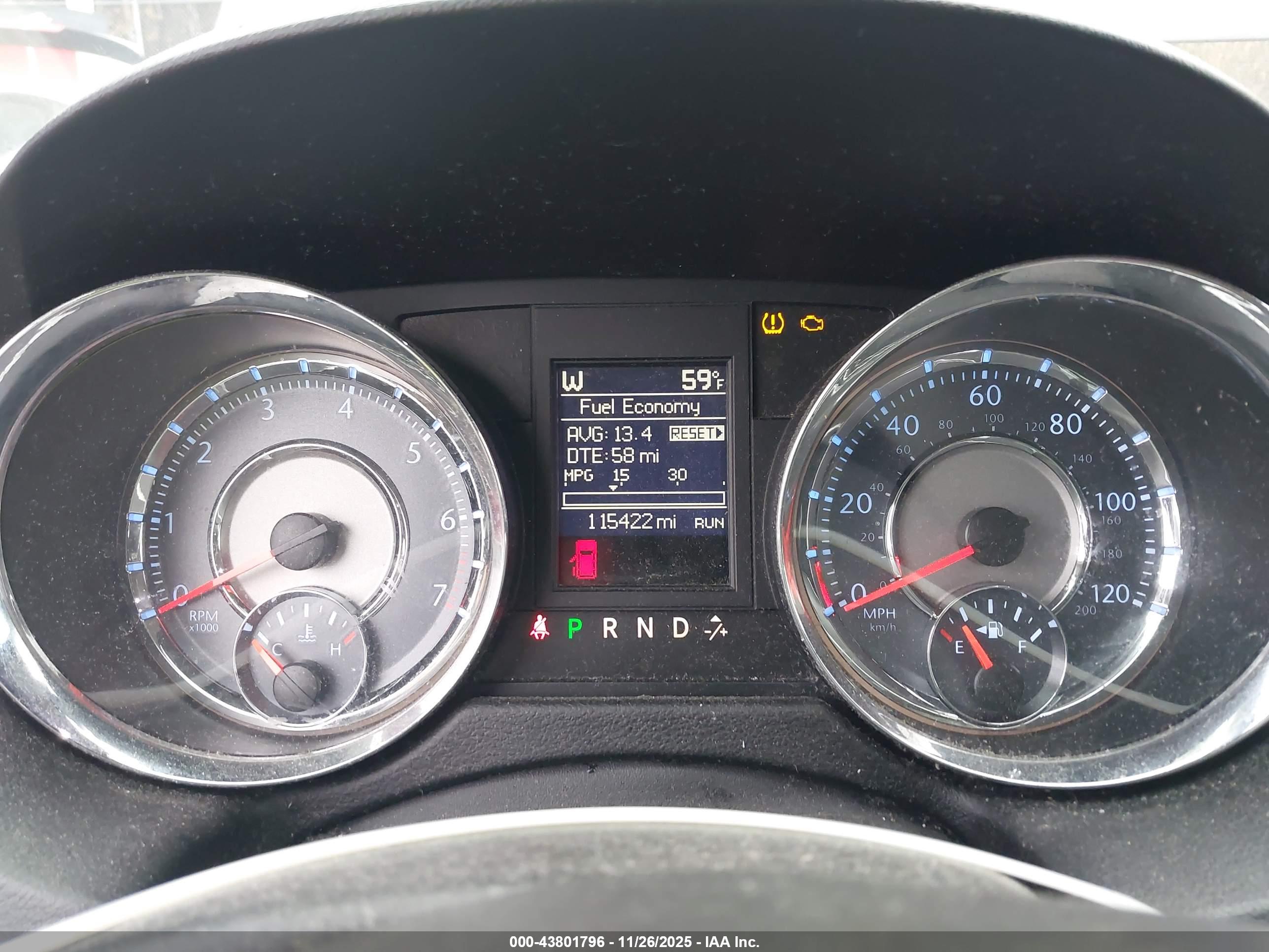 CHRYSLER TOWN image 7