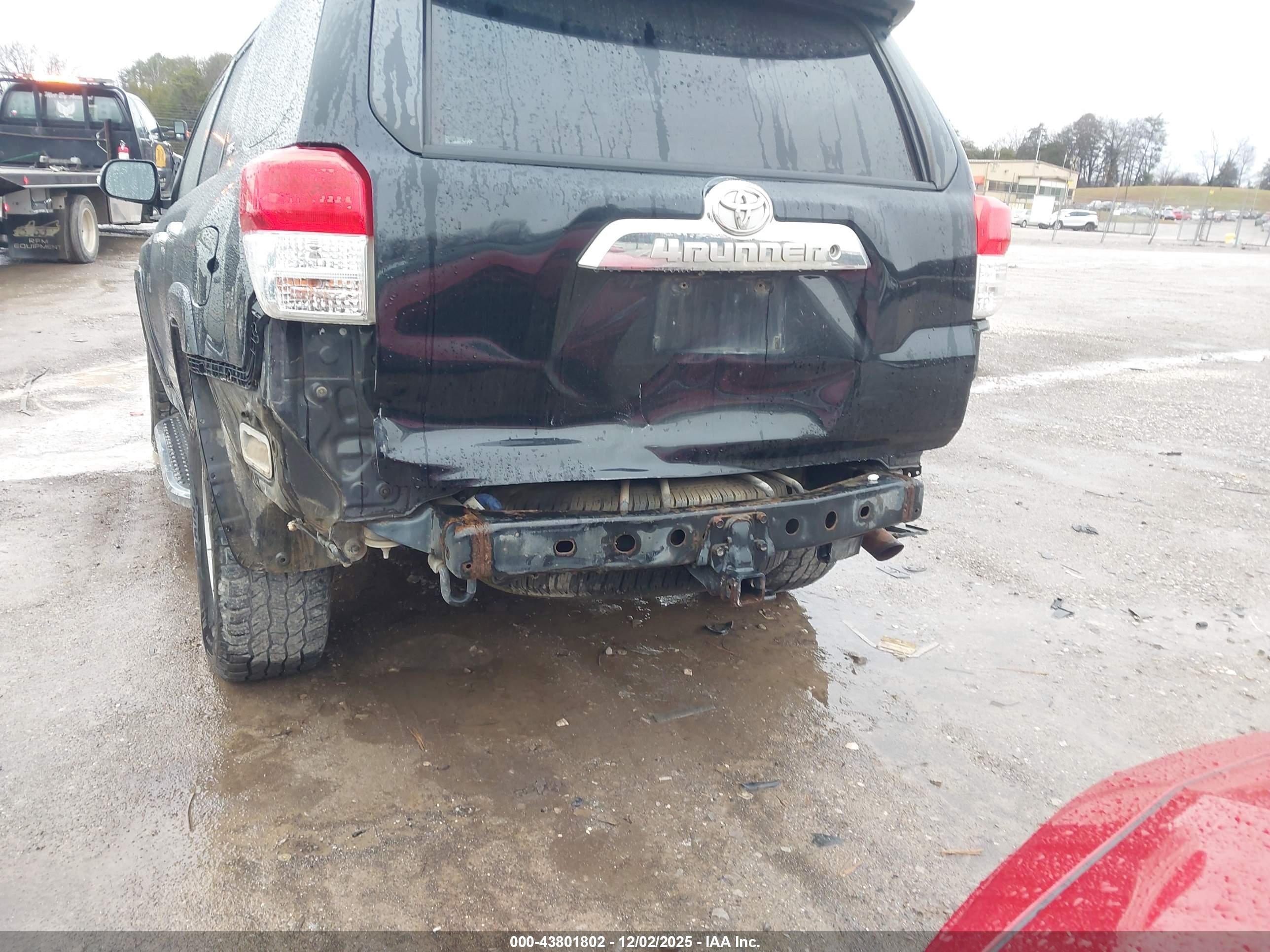 TOYOTA 4RUNNER image 6