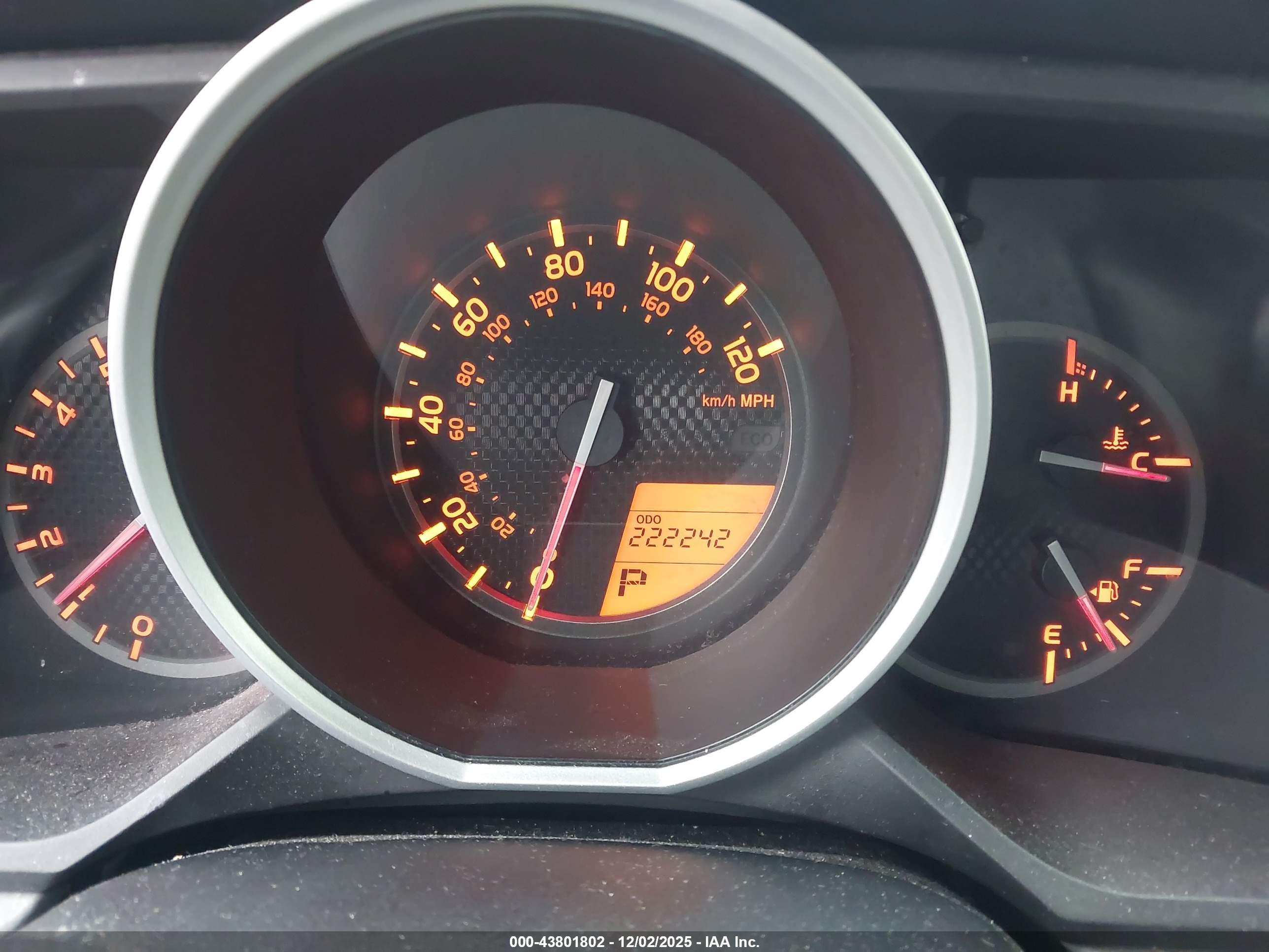TOYOTA 4RUNNER image 7