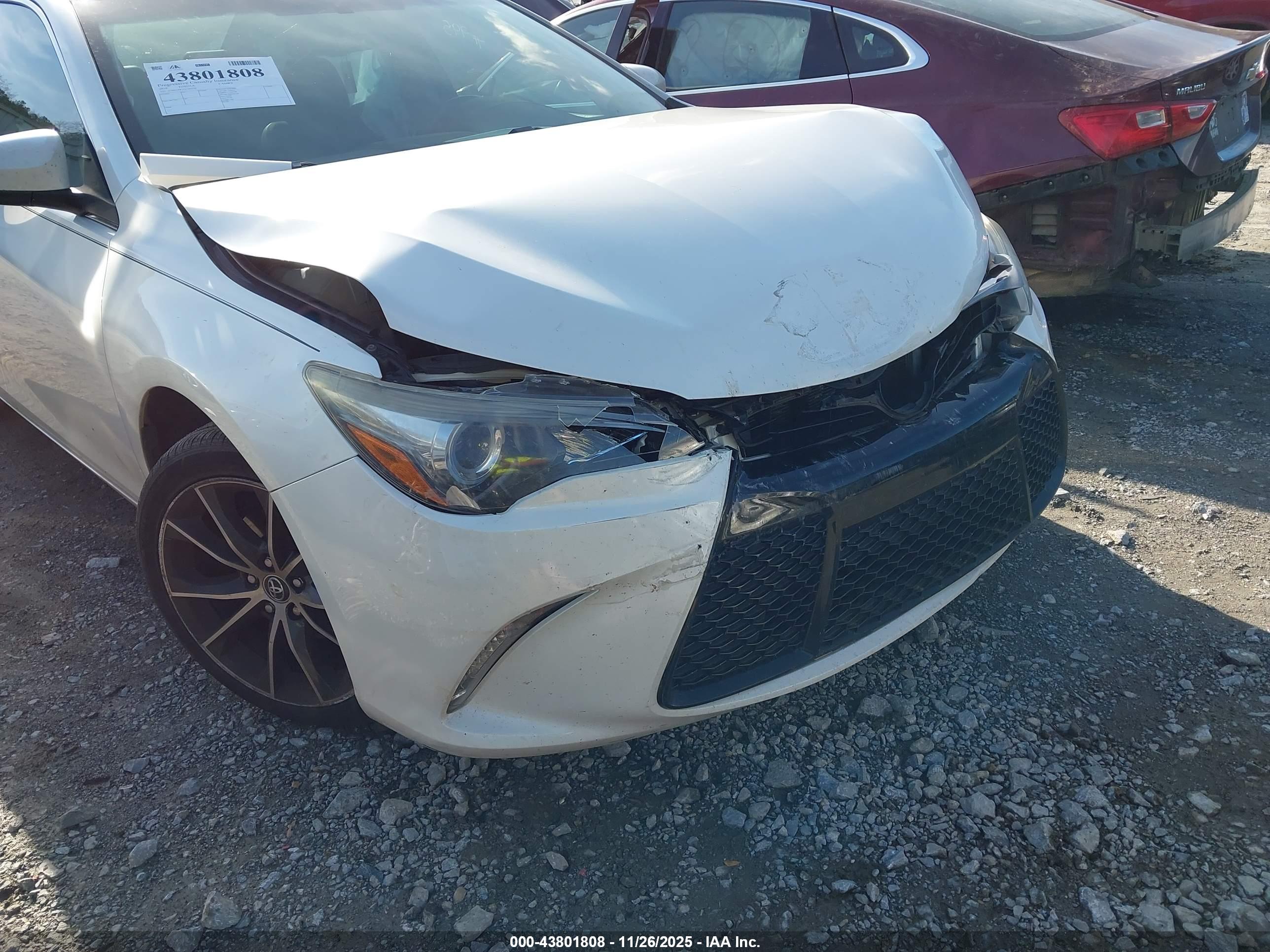 TOYOTA CAMRY image 6