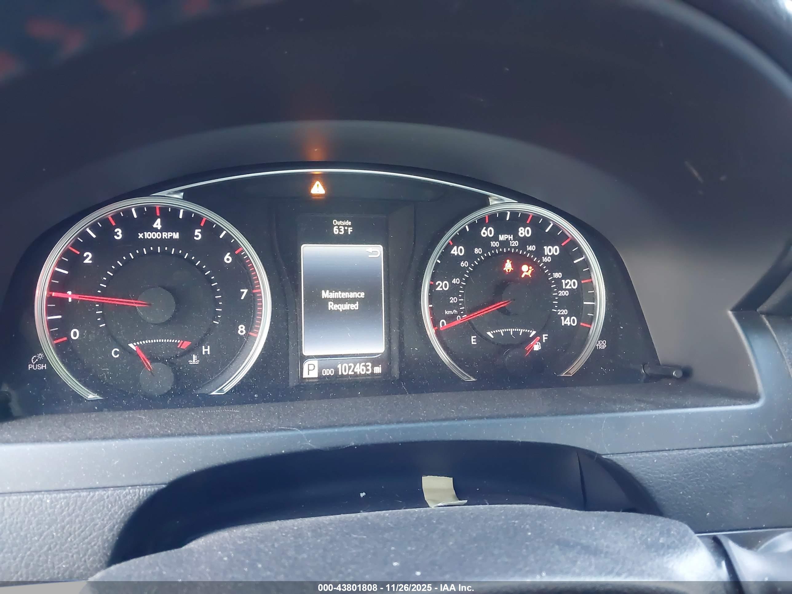 TOYOTA CAMRY image 7