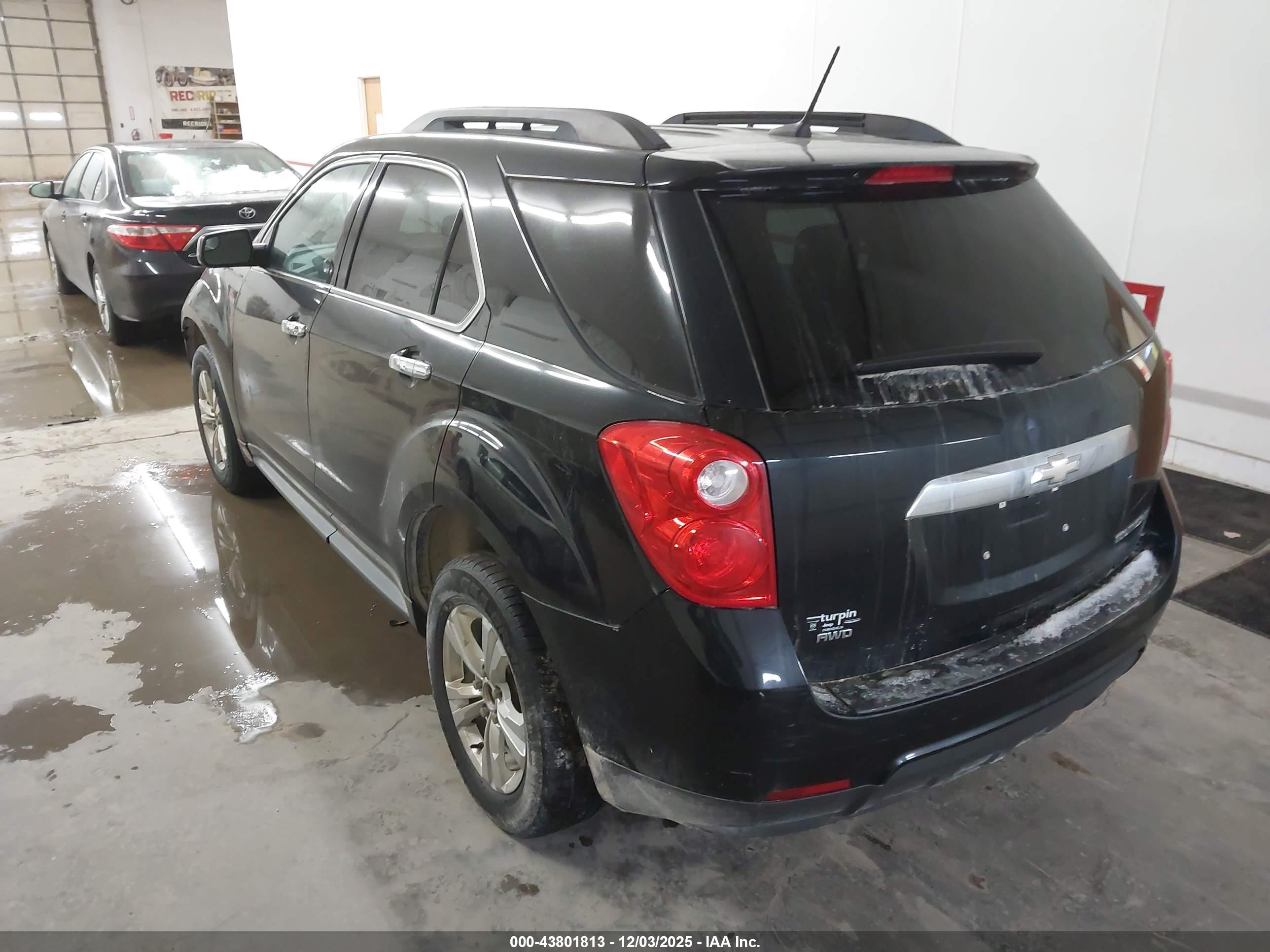 CHEVROLET EQUINOX image 3