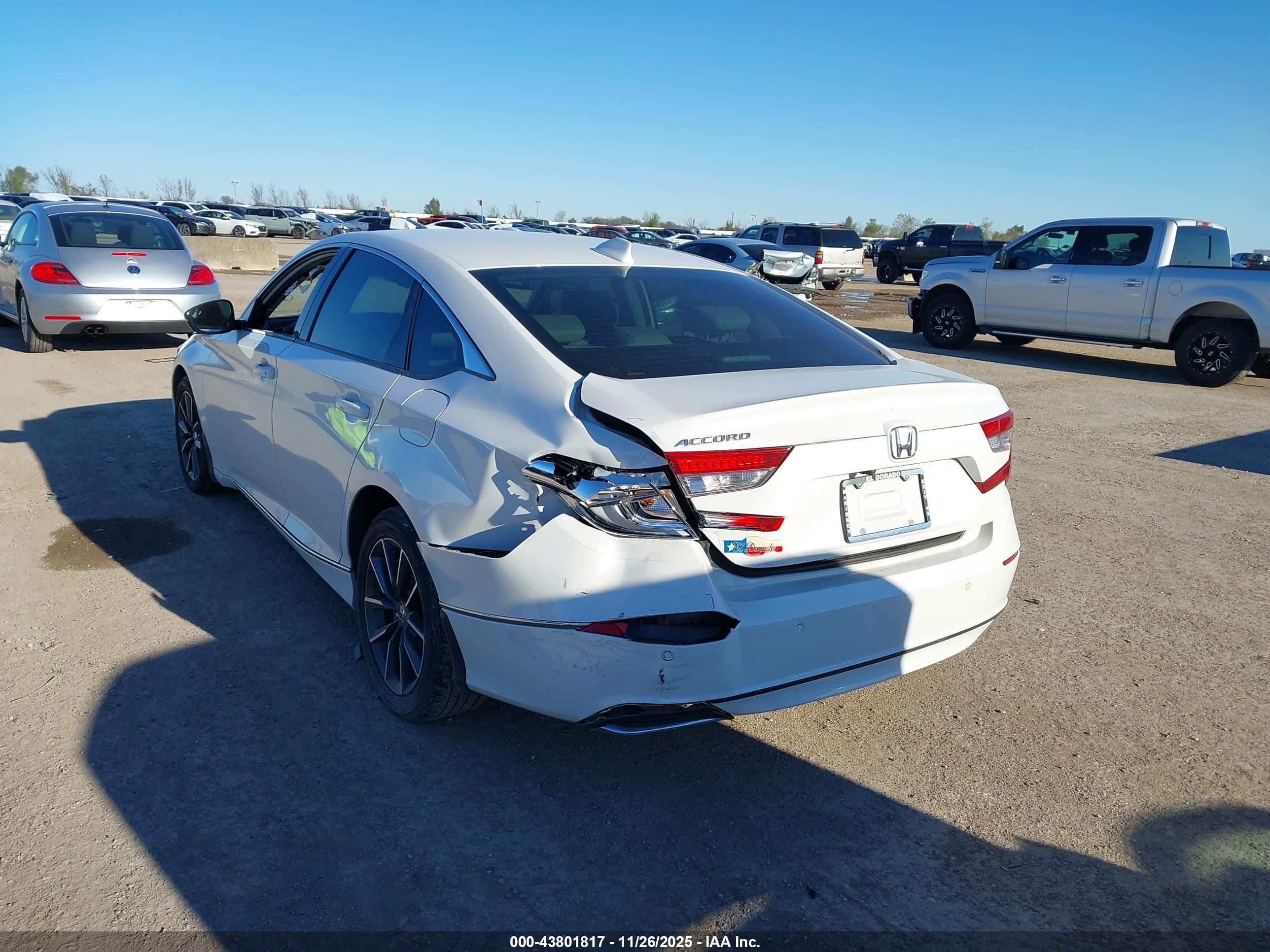 HONDA ACCORD image 3