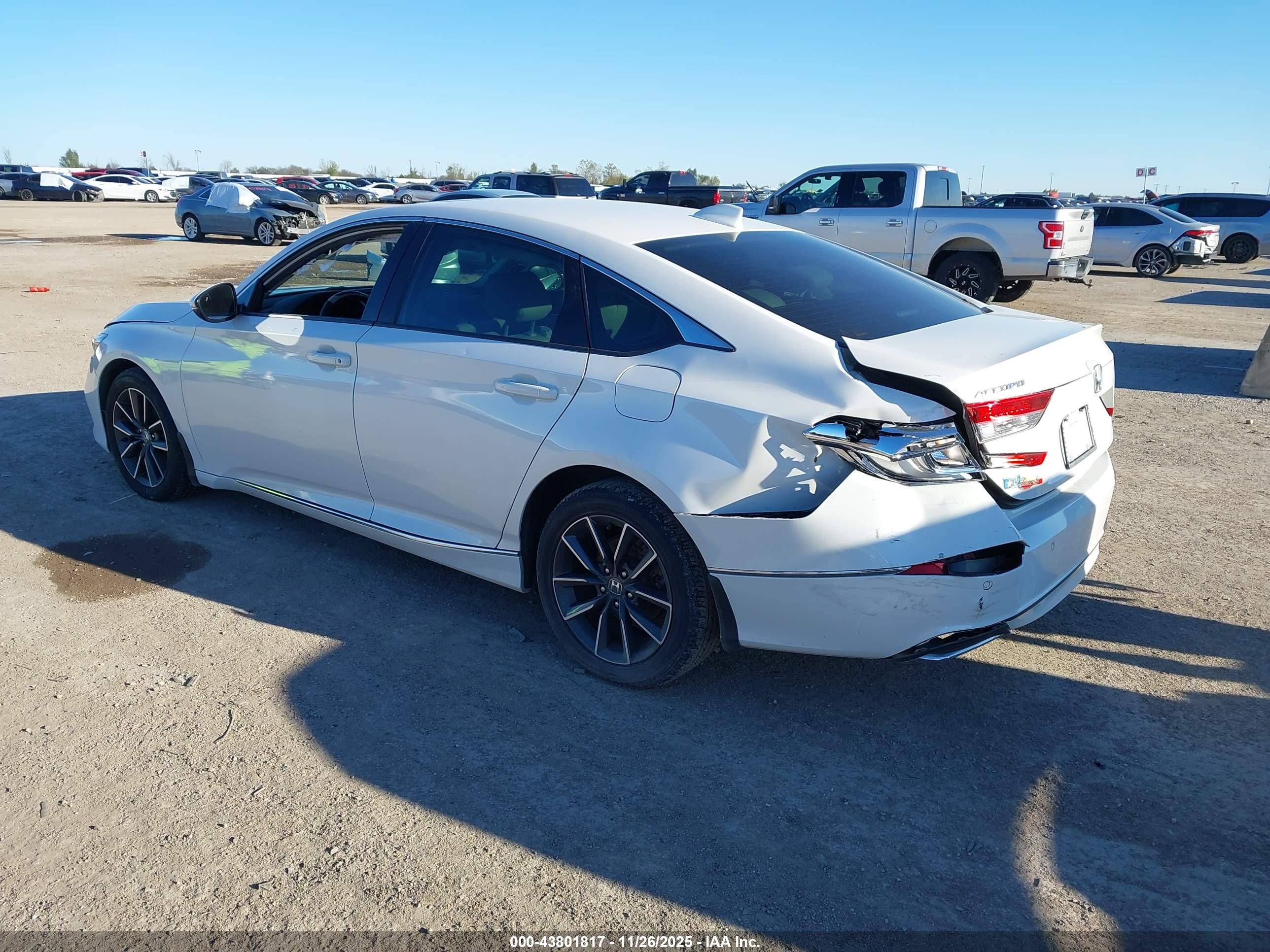 HONDA ACCORD image 6