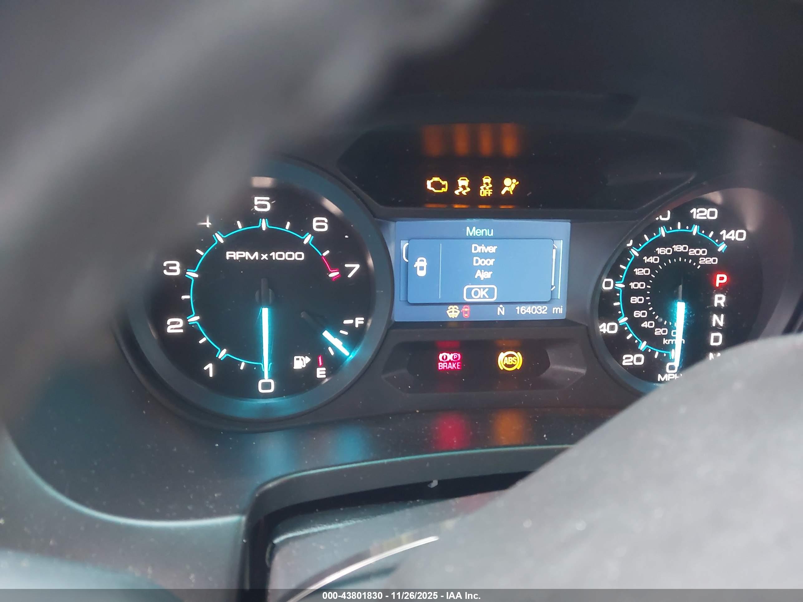 FORD EXPLORER image 7