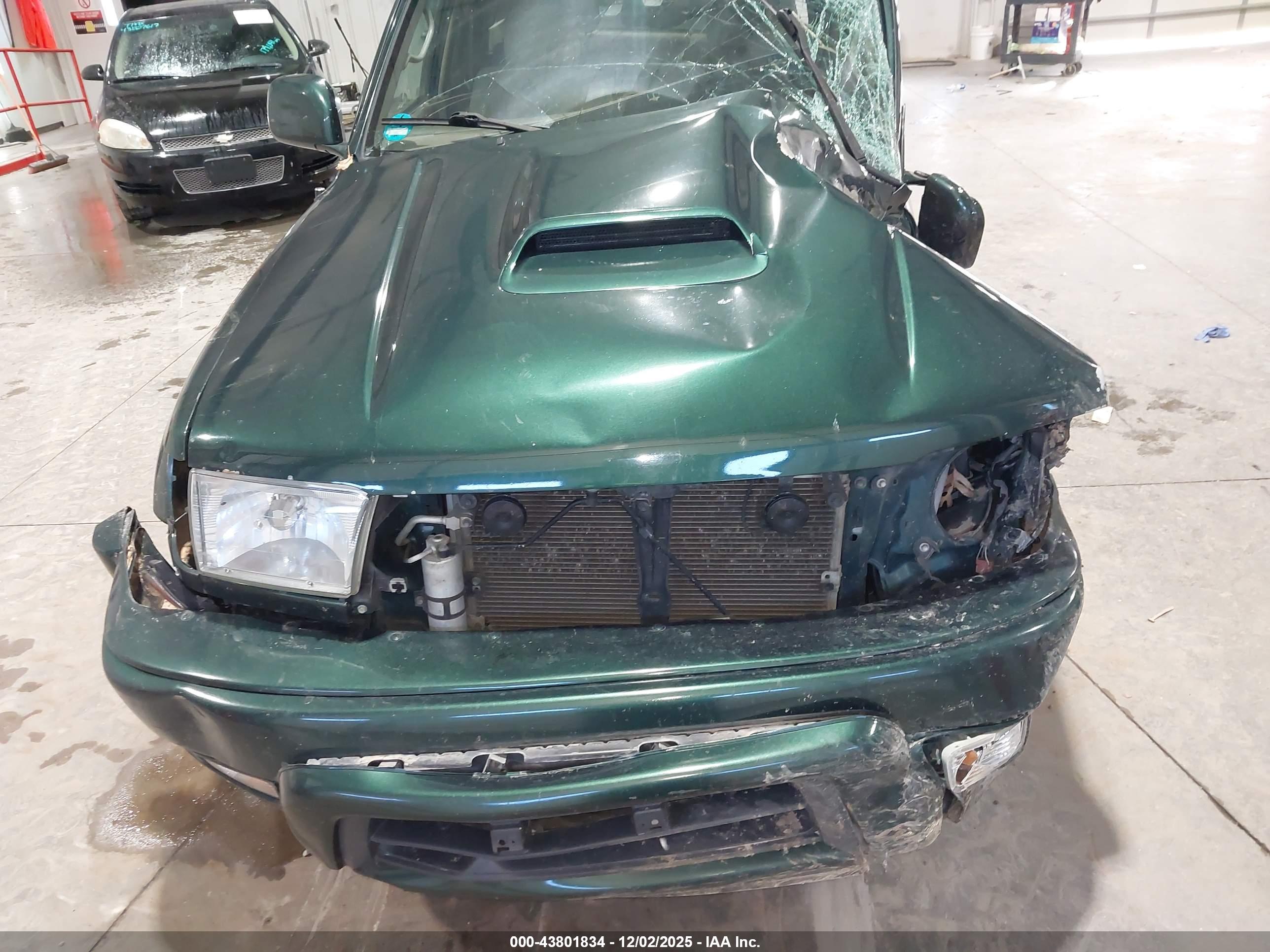 TOYOTA 4RUNNER image 10