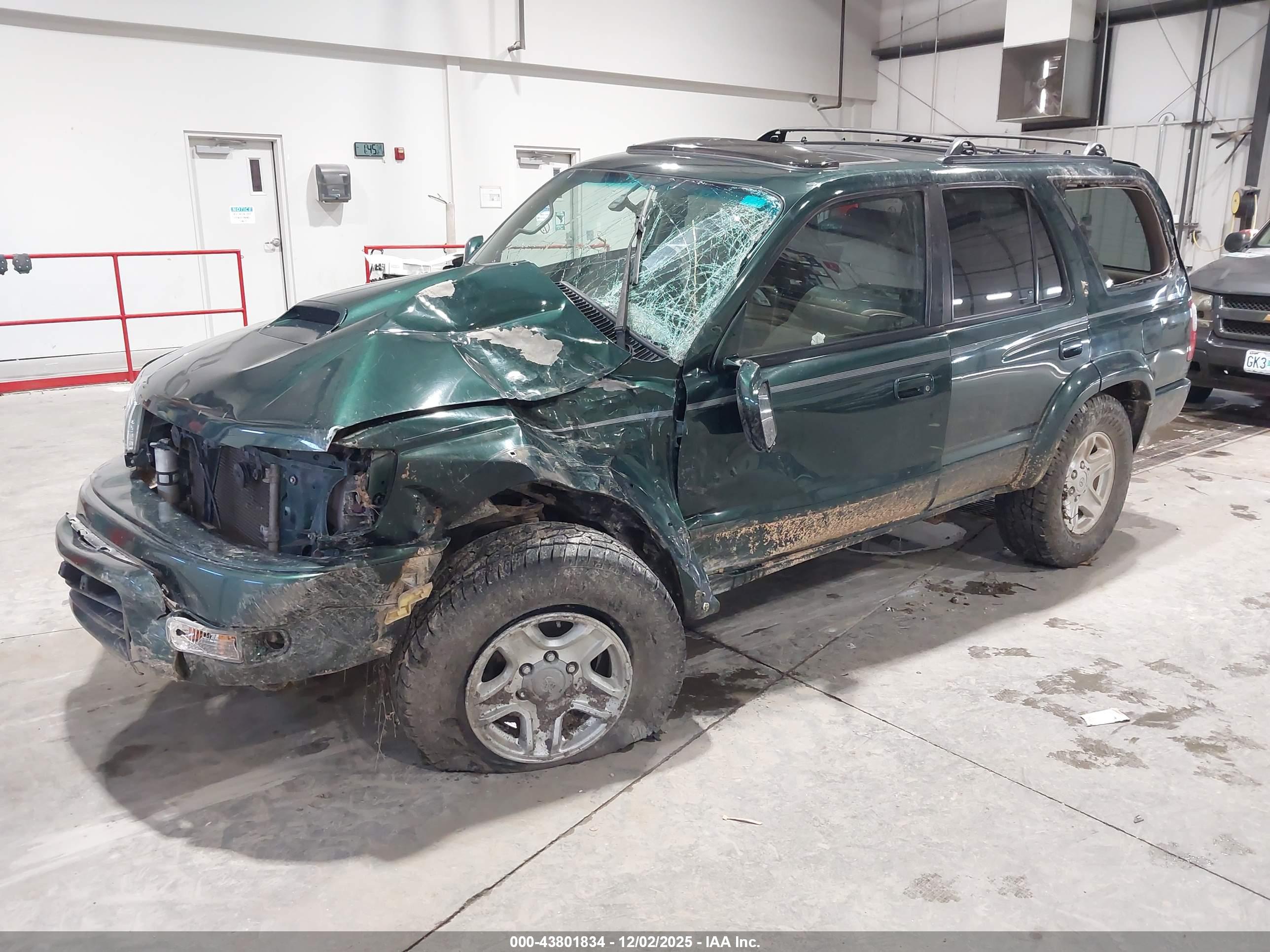 TOYOTA 4RUNNER image 2