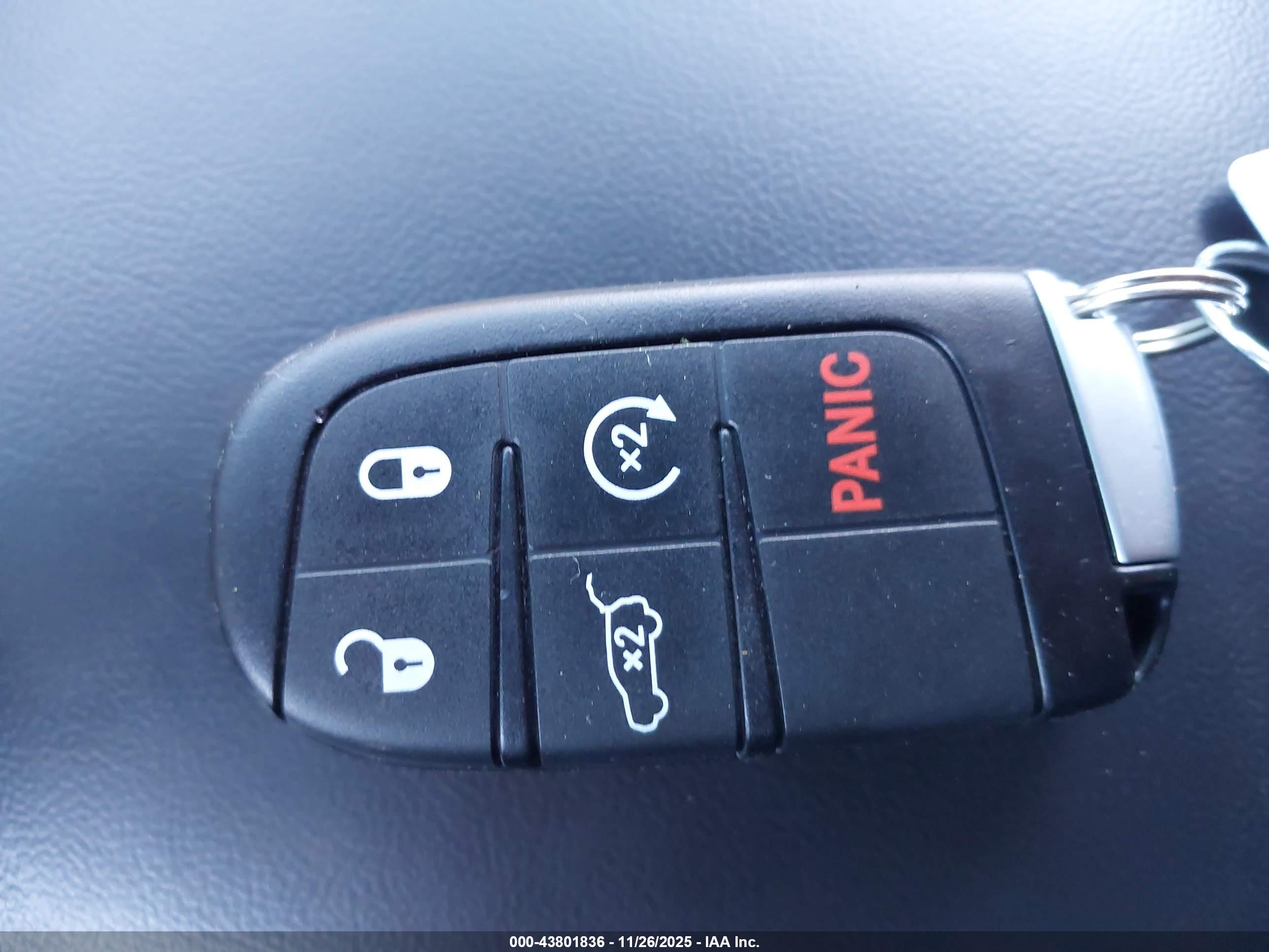 JEEP GRAND image 11