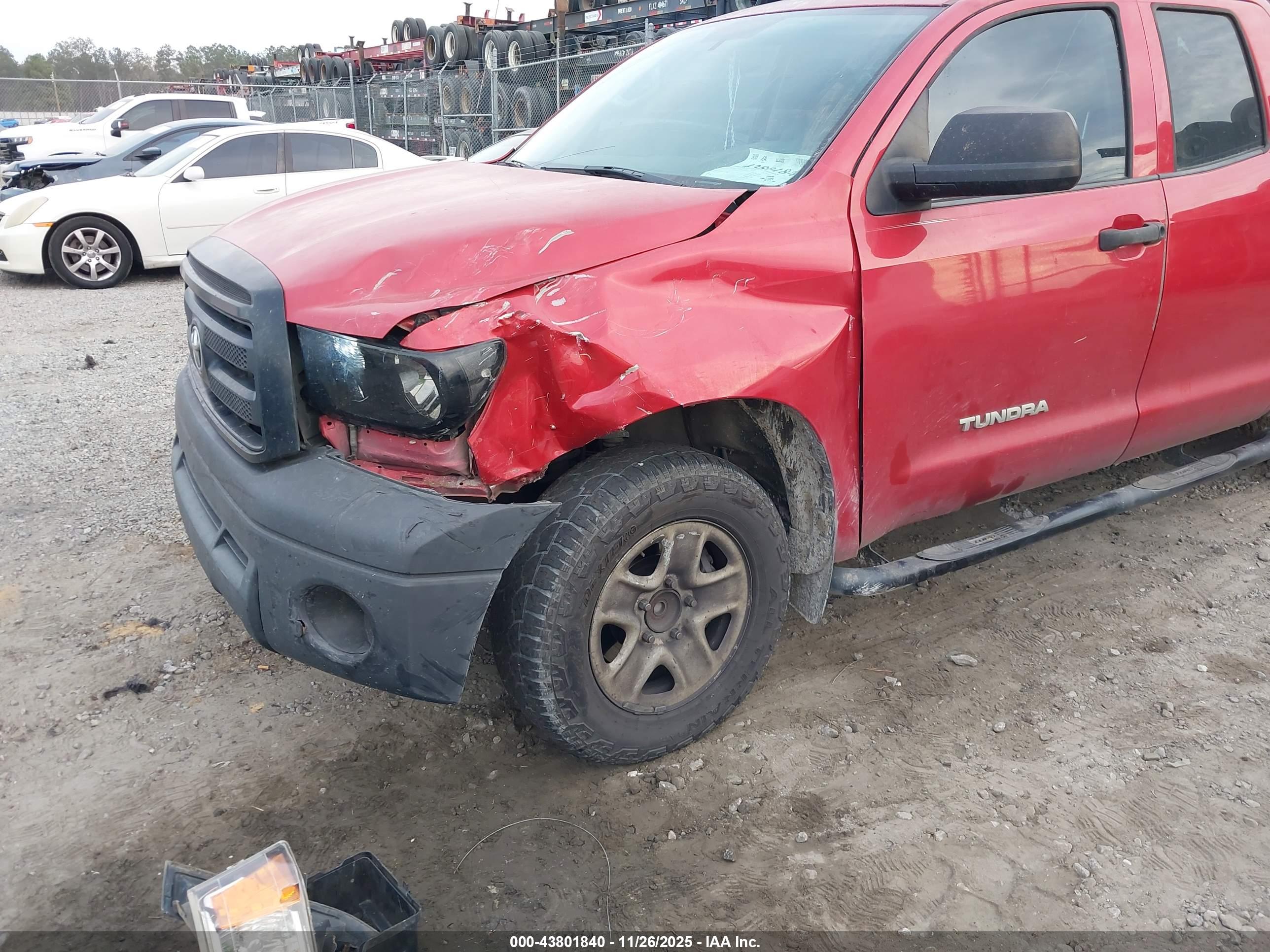 TOYOTA TUNDRA image 6