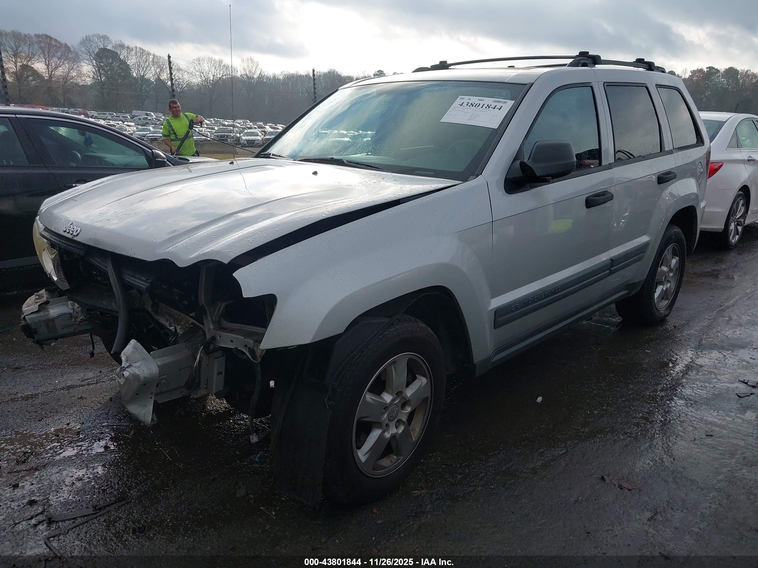 JEEP GRAND image 2