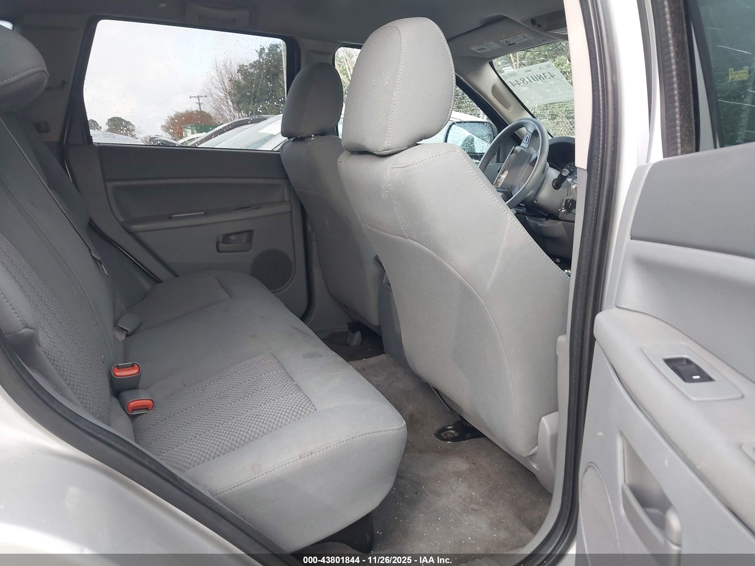 JEEP GRAND image 8