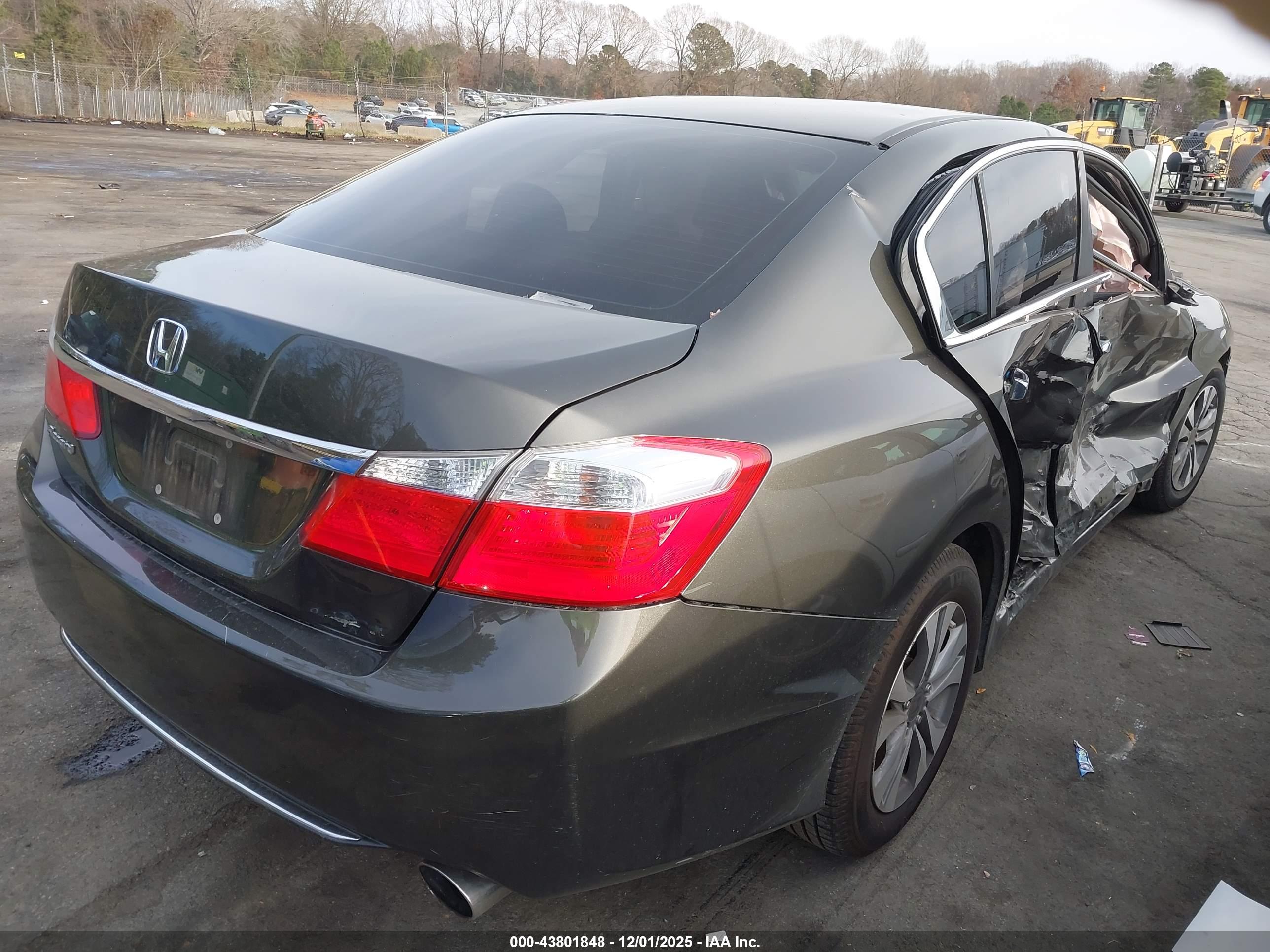 HONDA ACCORD image 4
