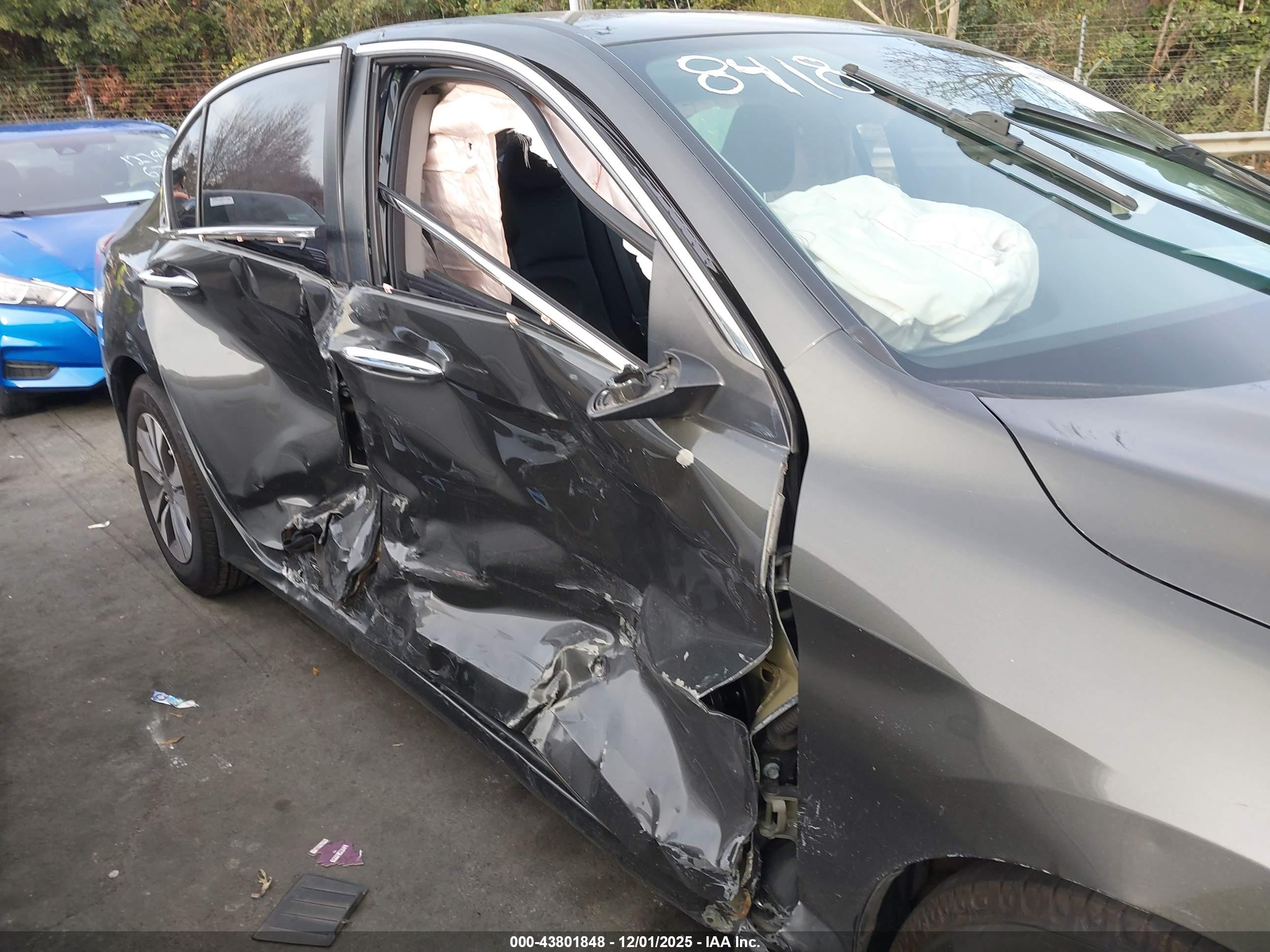 HONDA ACCORD image 6