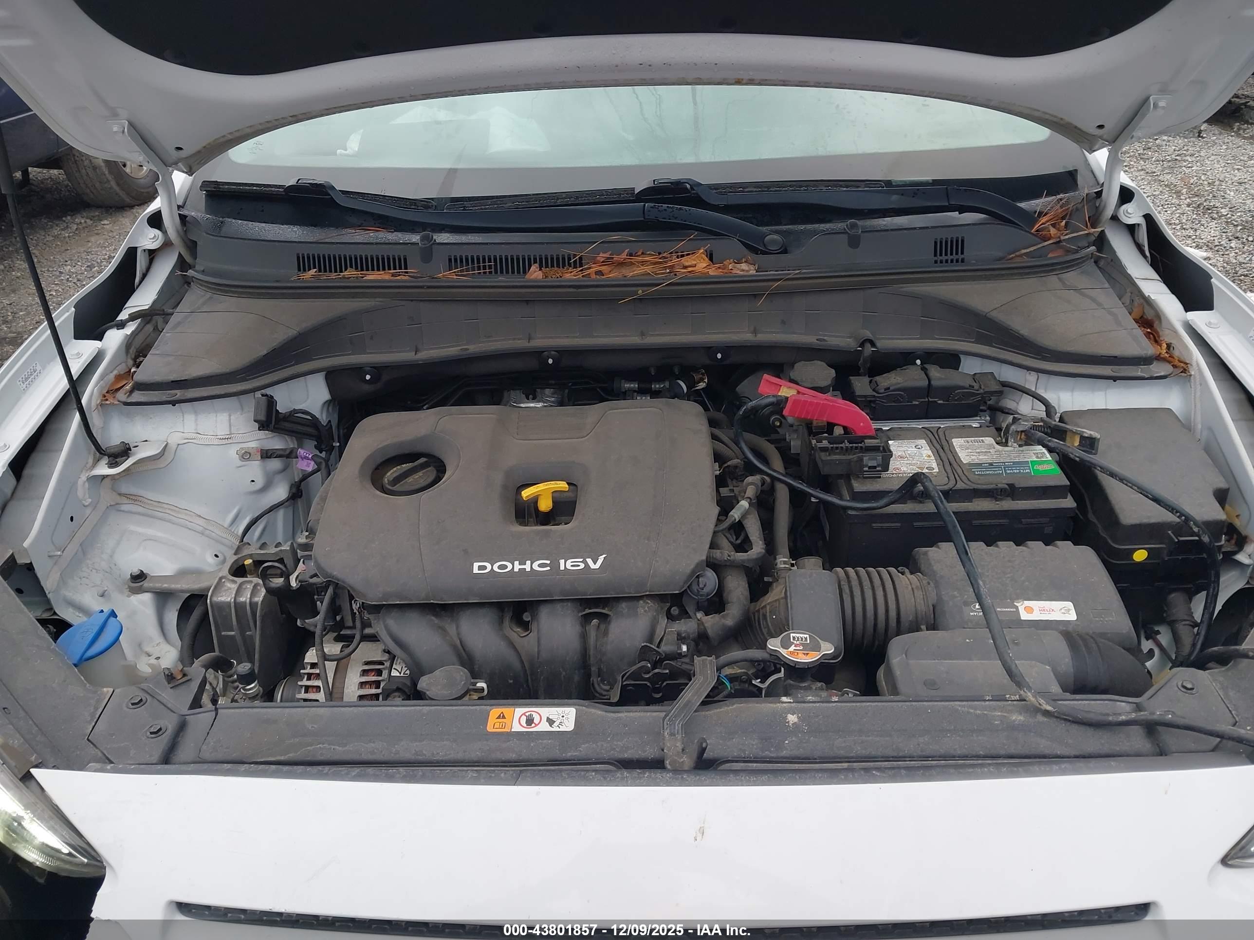 HYUNDAI KONA image 10
