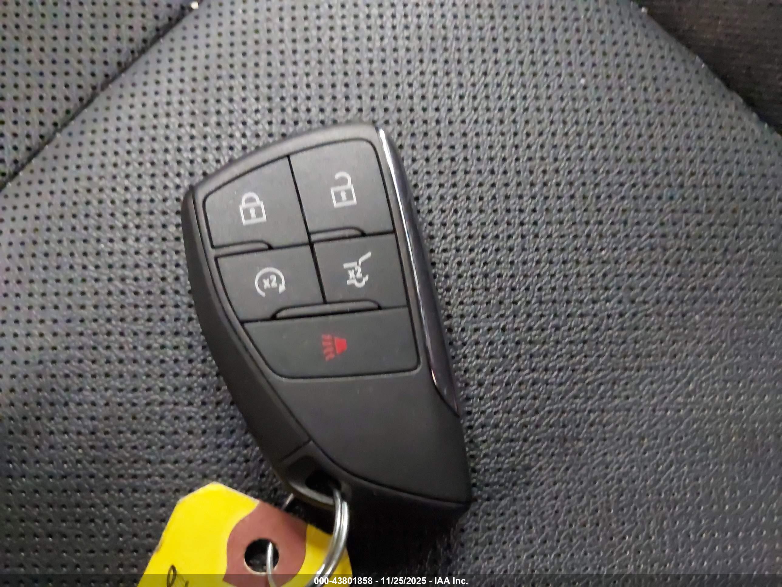 CHEVROLET EQUINOX image 11