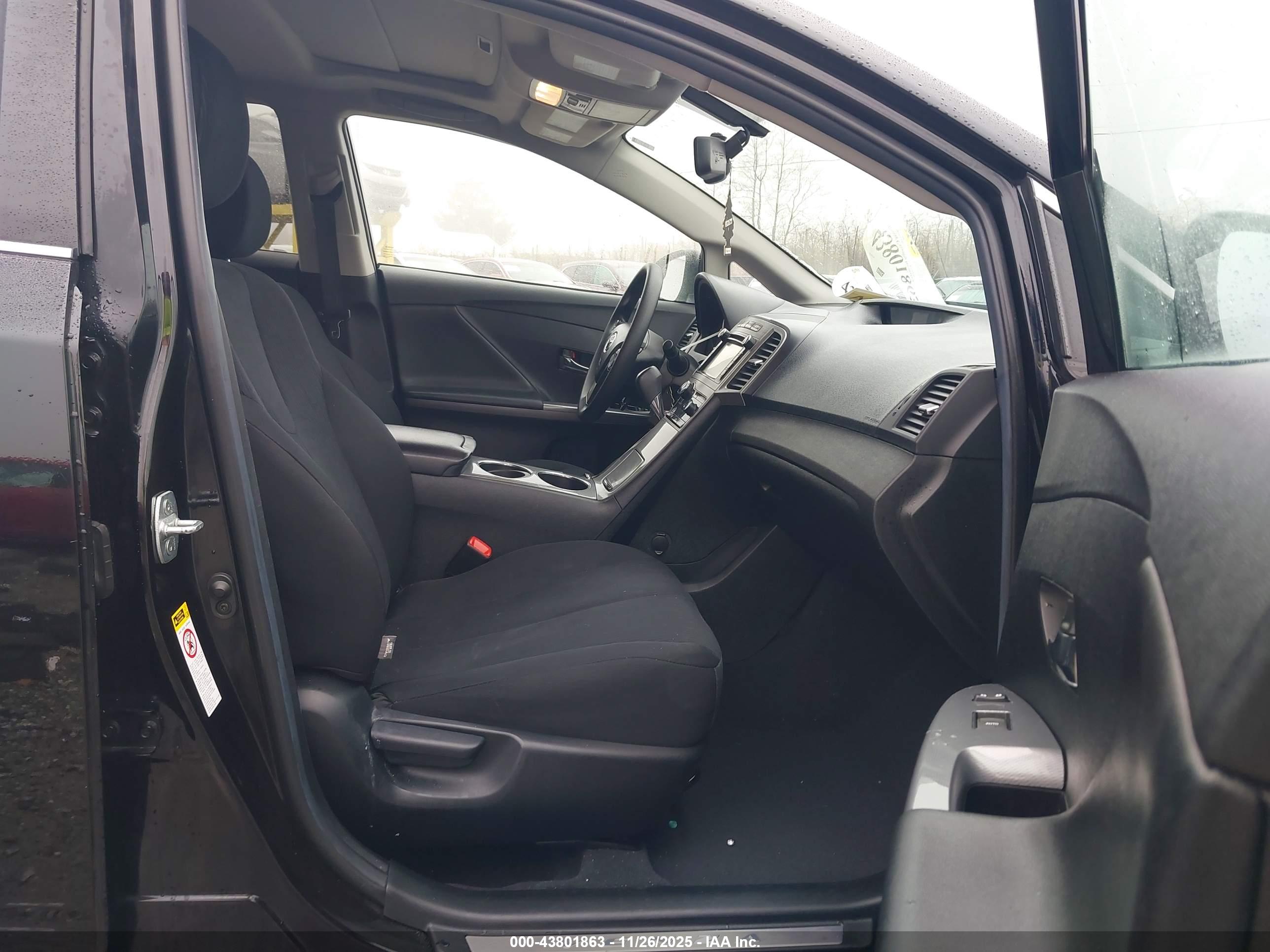 TOYOTA VENZA image 5