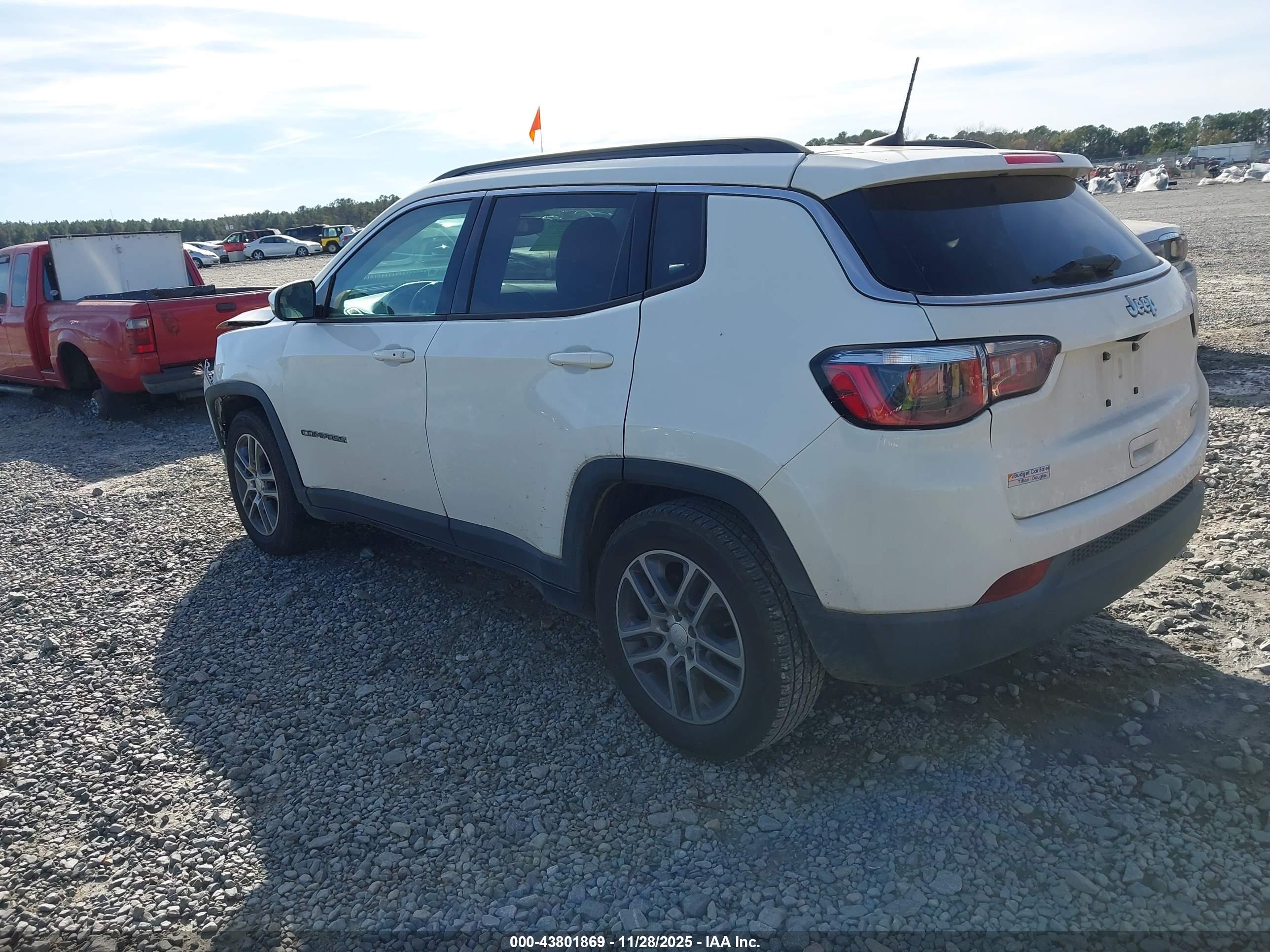 JEEP COMPASS image 3