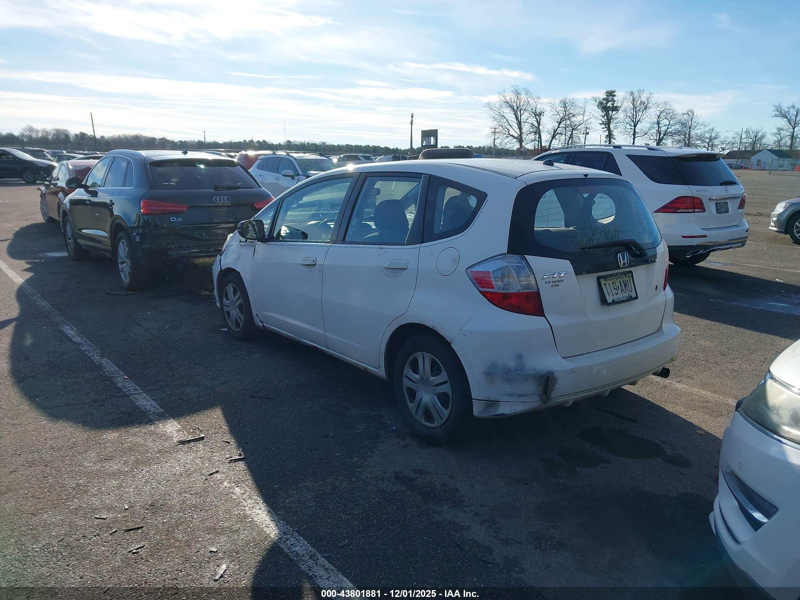 HONDA FIT image 3