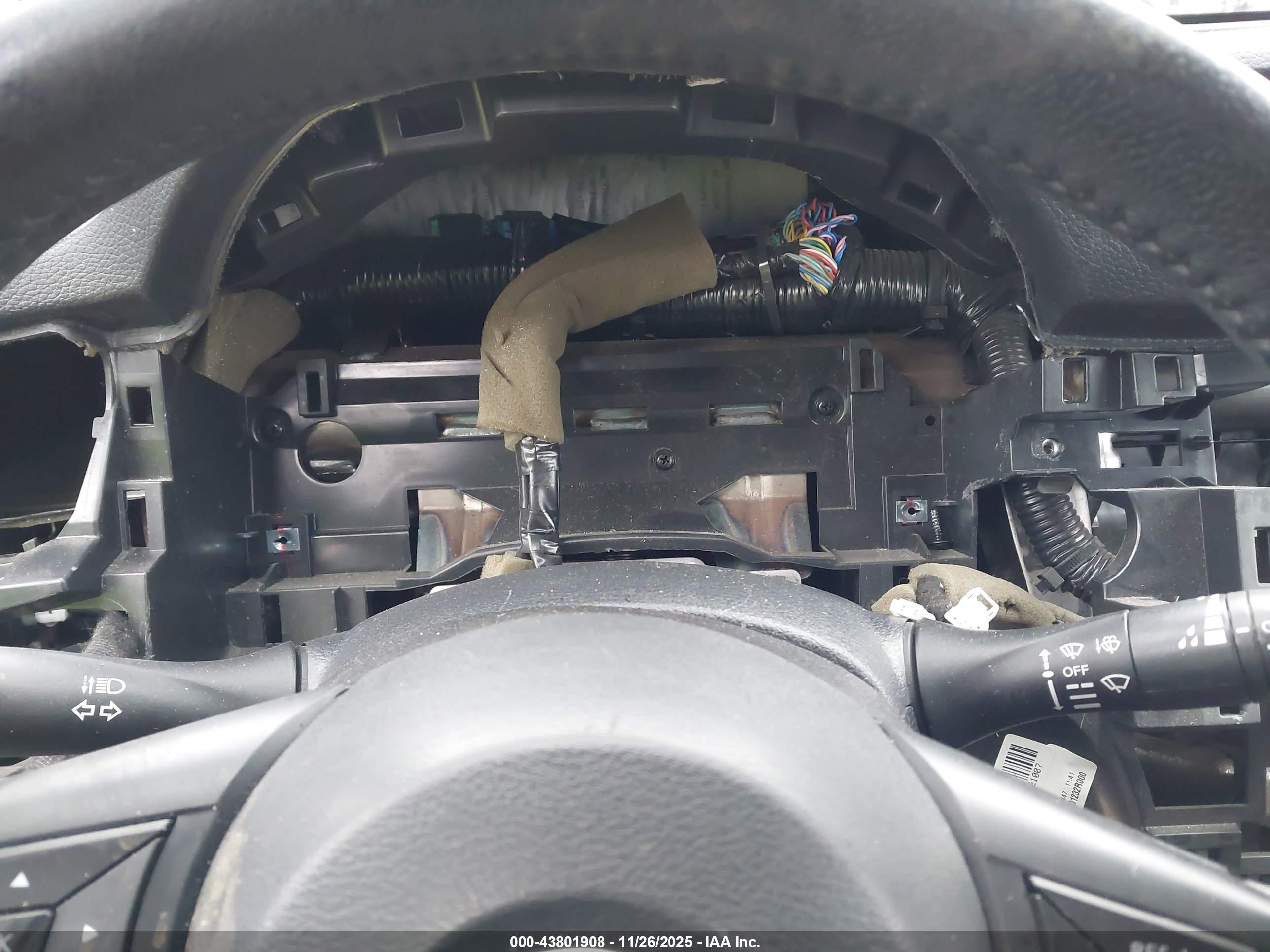 NISSAN ROGUE image 7