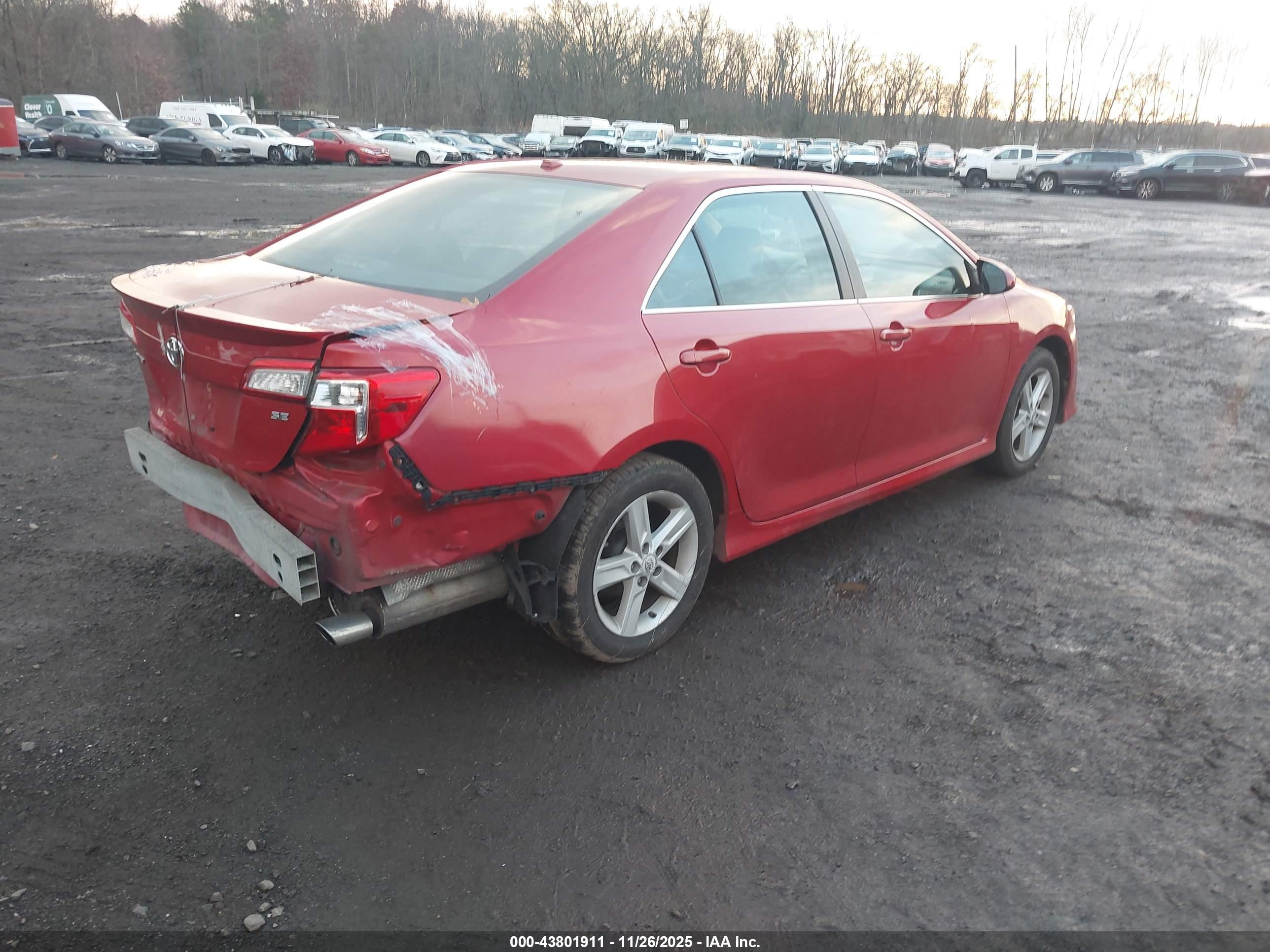 TOYOTA CAMRY image 4