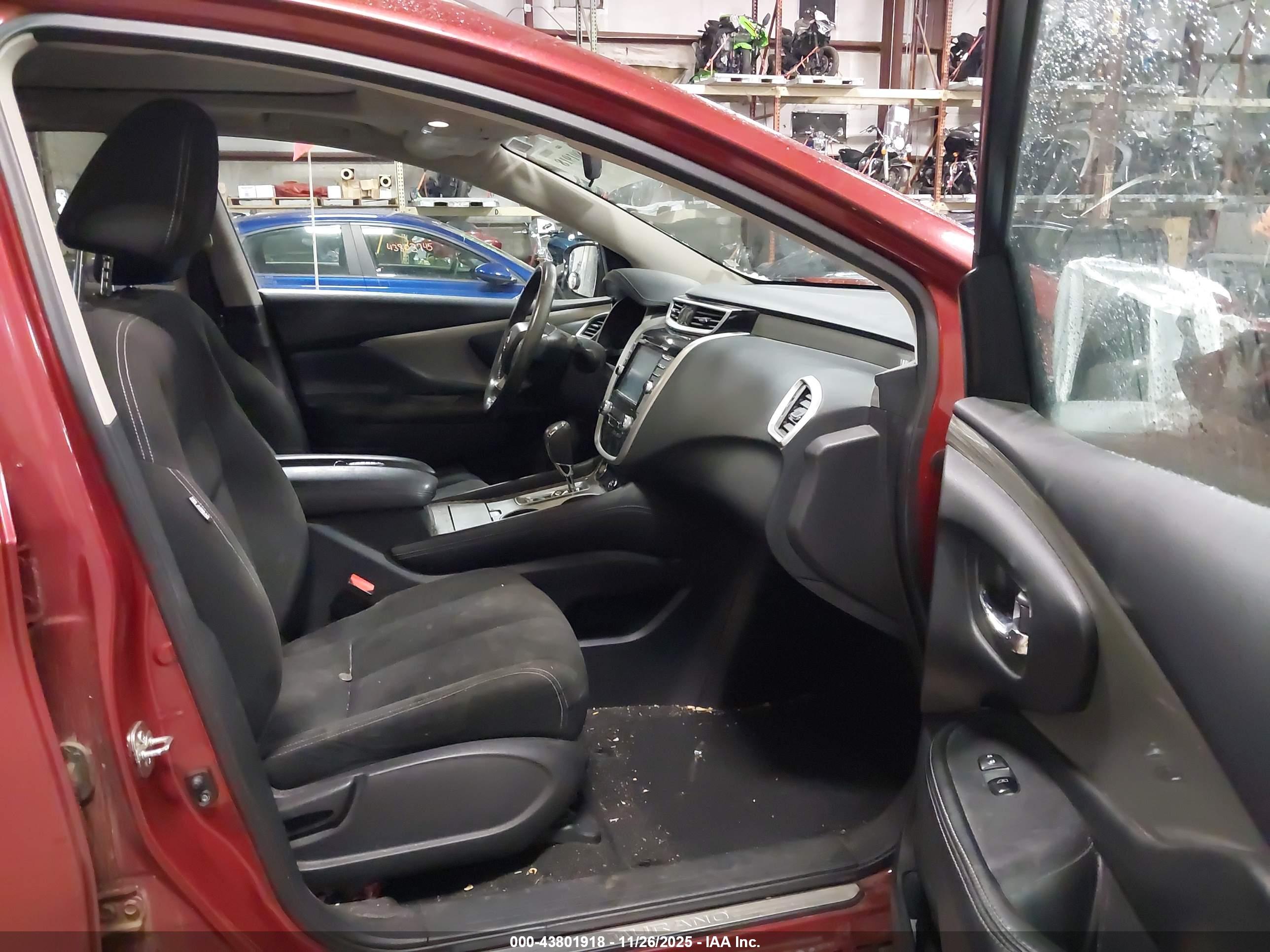 NISSAN MURANO image 5