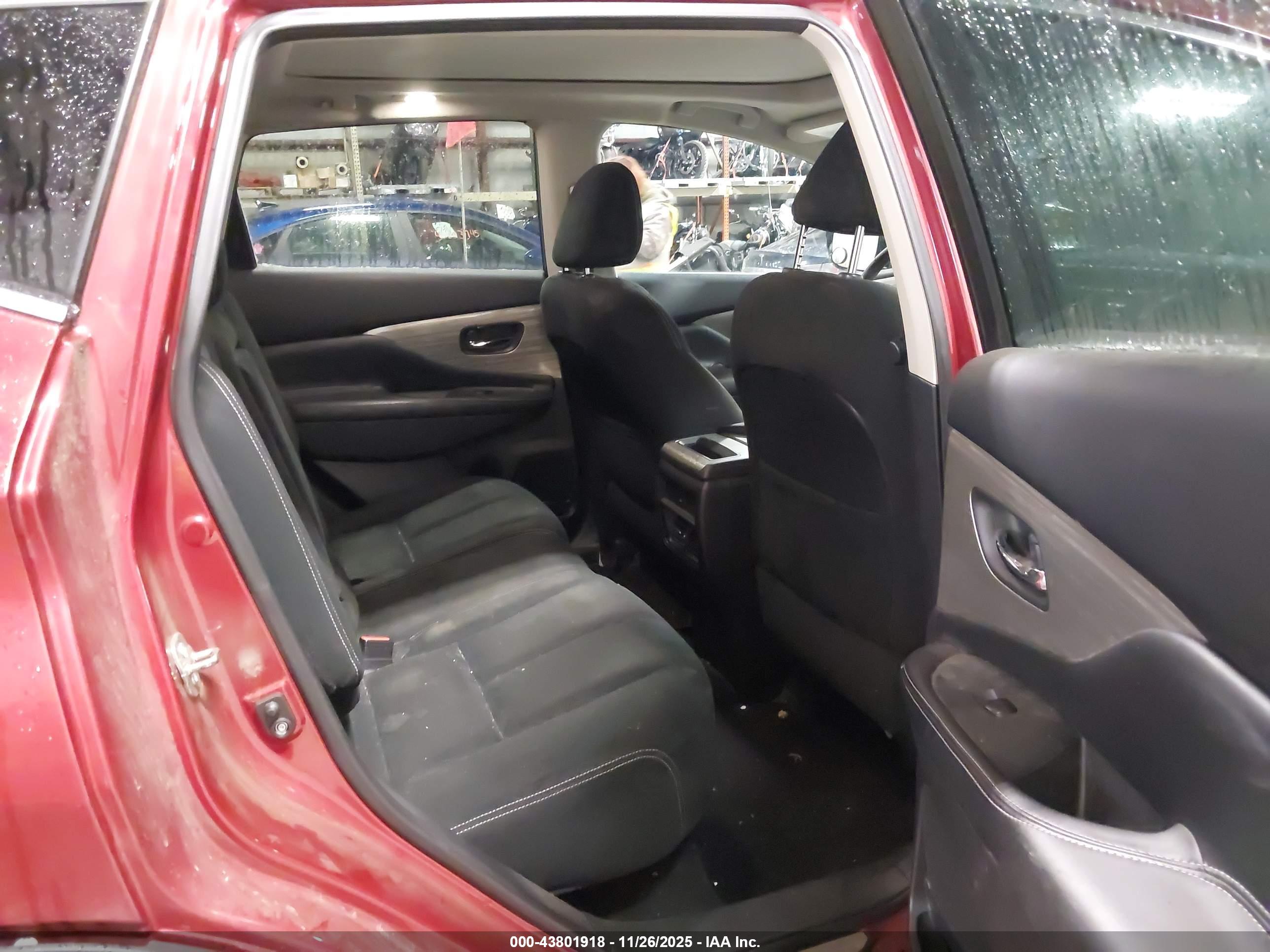 NISSAN MURANO image 8