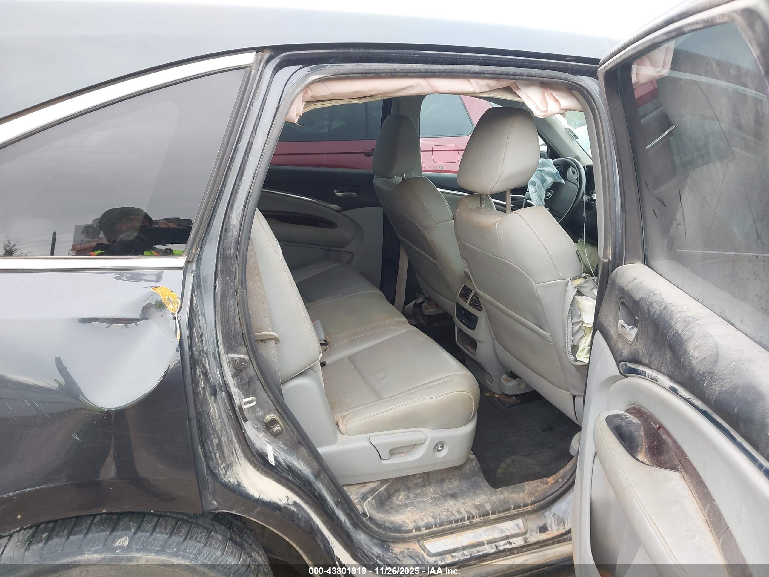 ACURA MDX image 8
