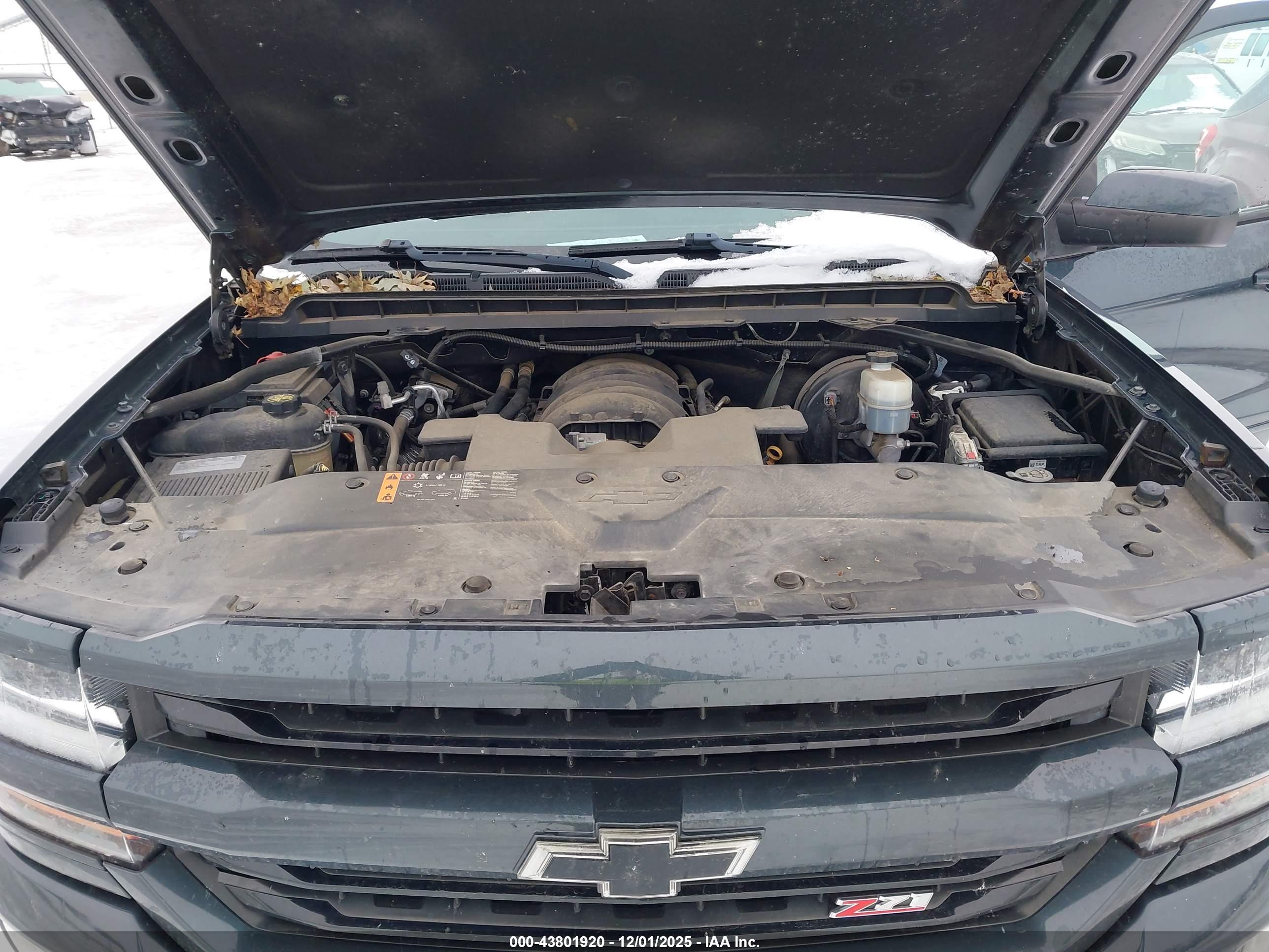 CHEVROLET SILVERADO image 10