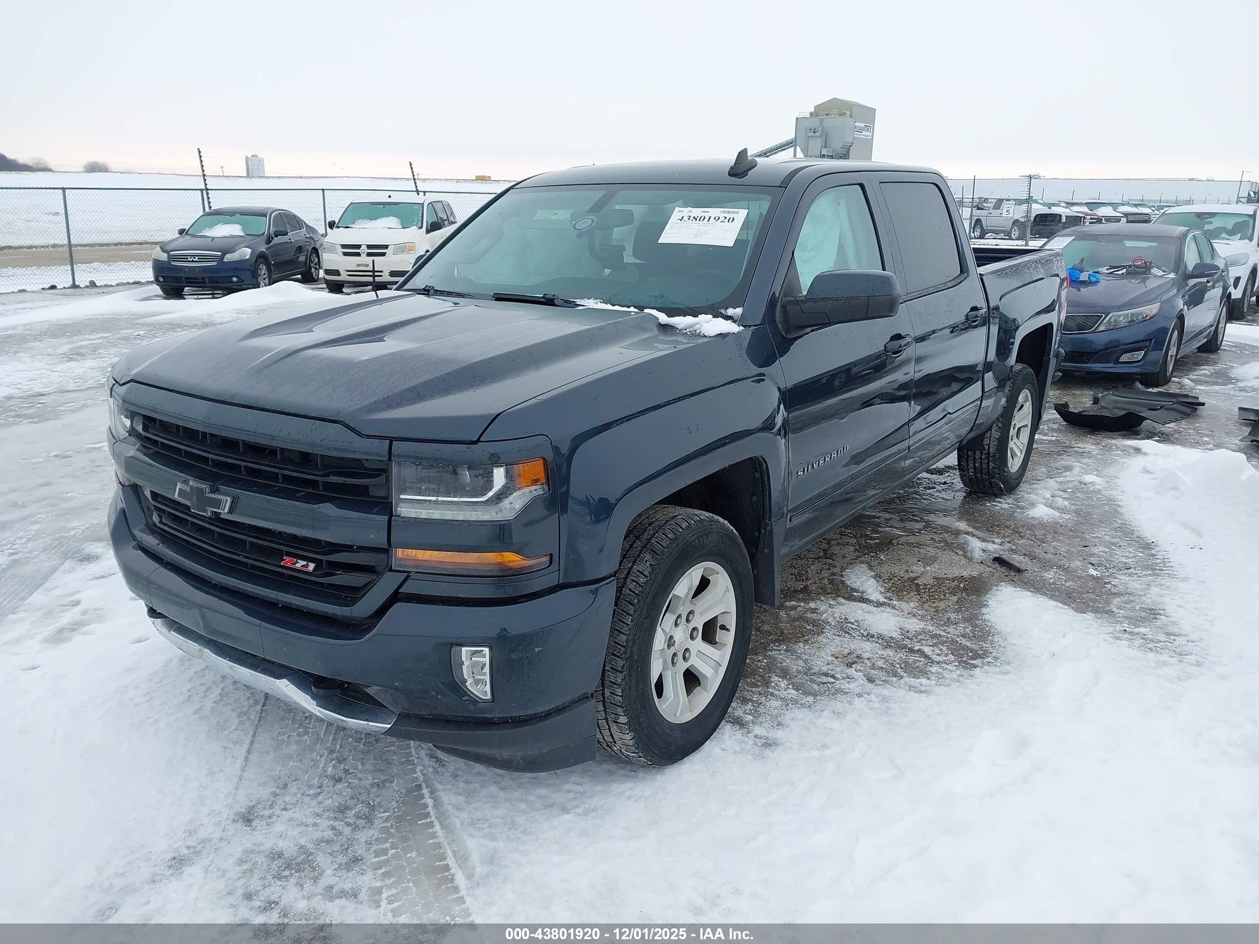 CHEVROLET SILVERADO image 2