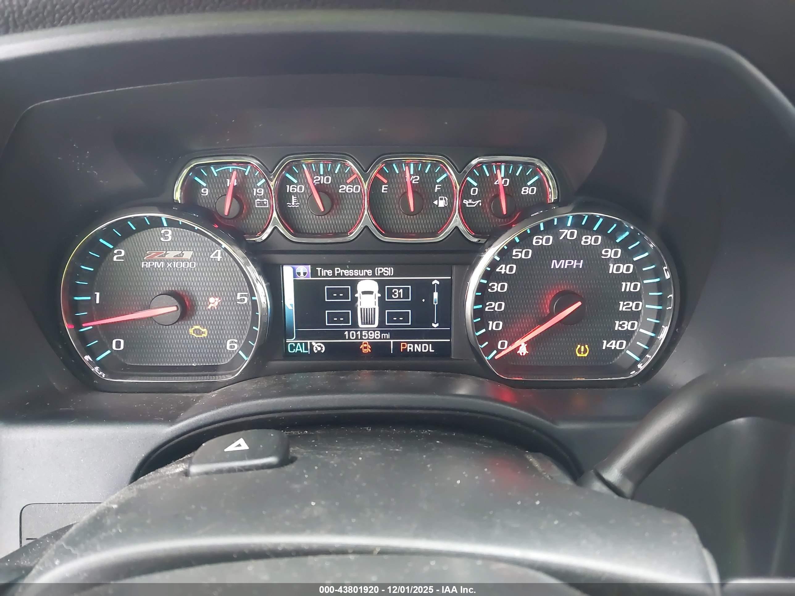 CHEVROLET SILVERADO image 7