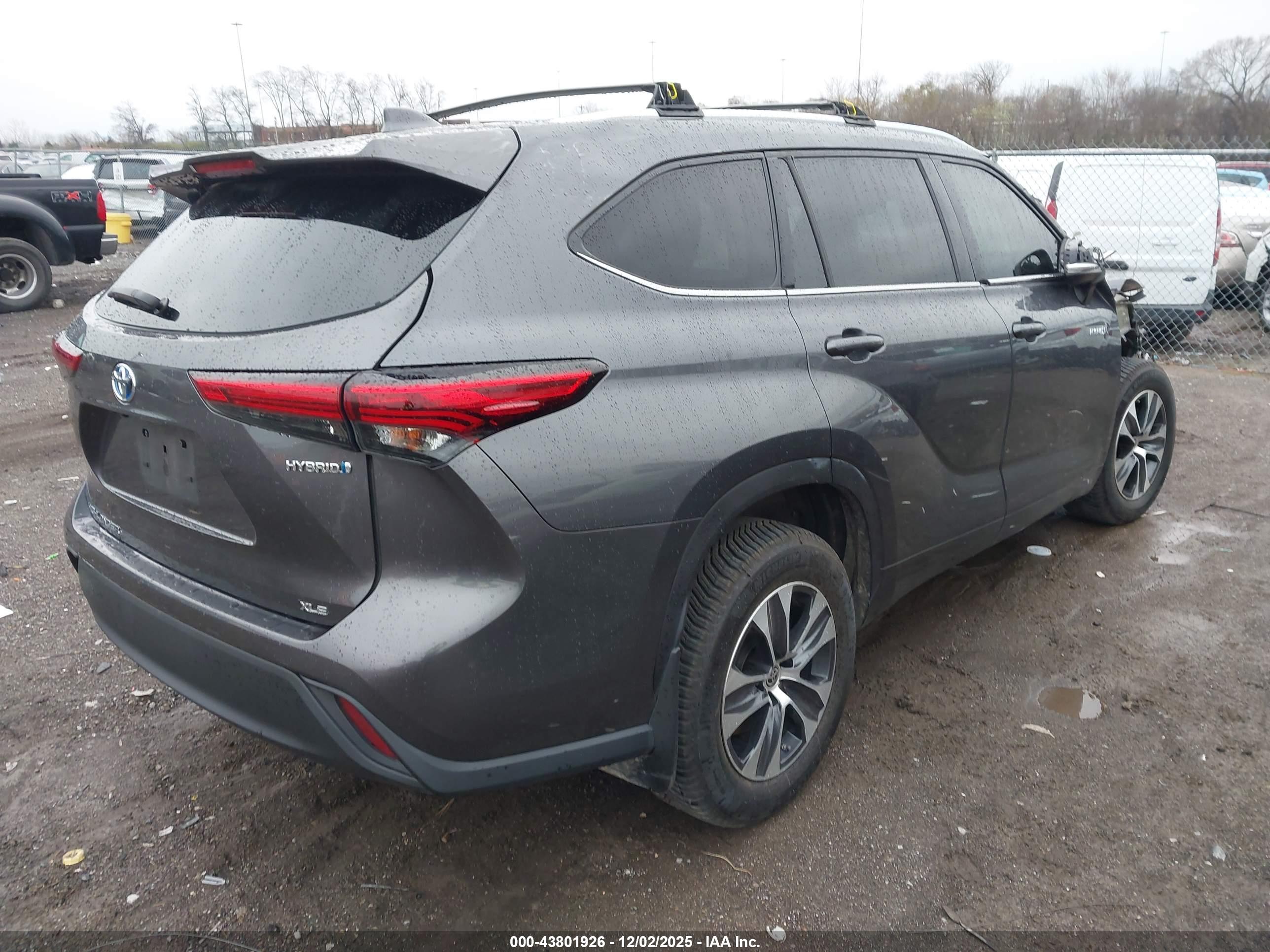 TOYOTA HIGHLANDER image 4