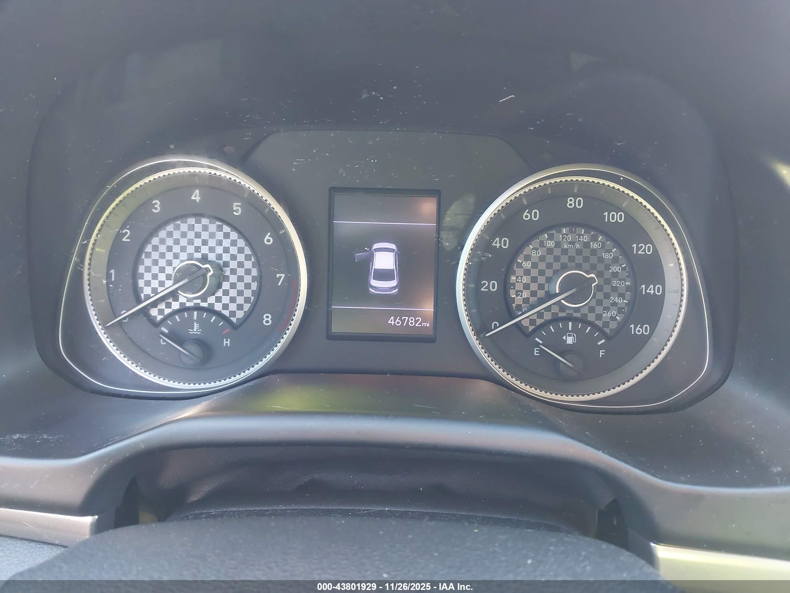 HYUNDAI ELANTRA image 7