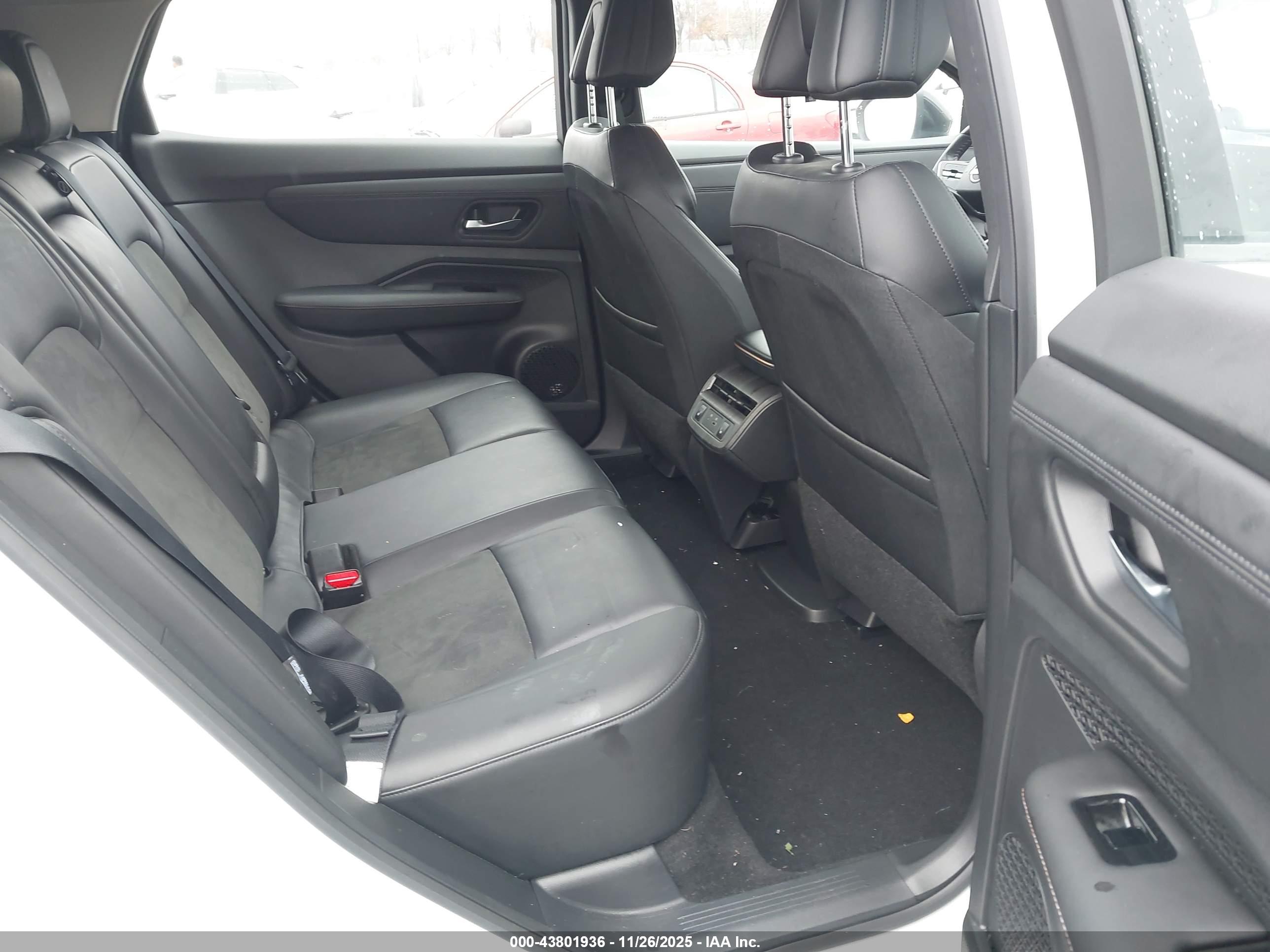 NISSAN ARYIA image 8