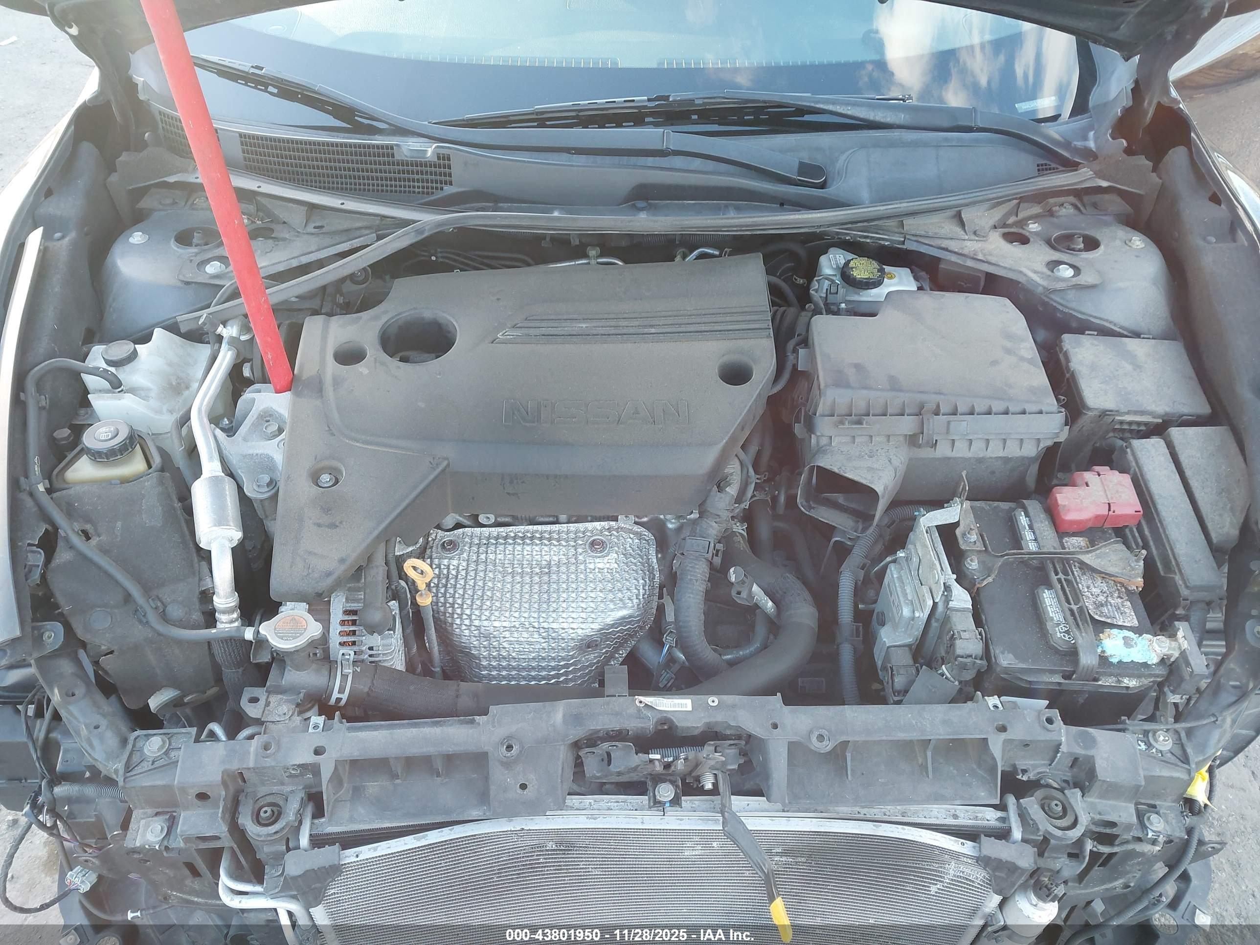 NISSAN ALTIMA image 10