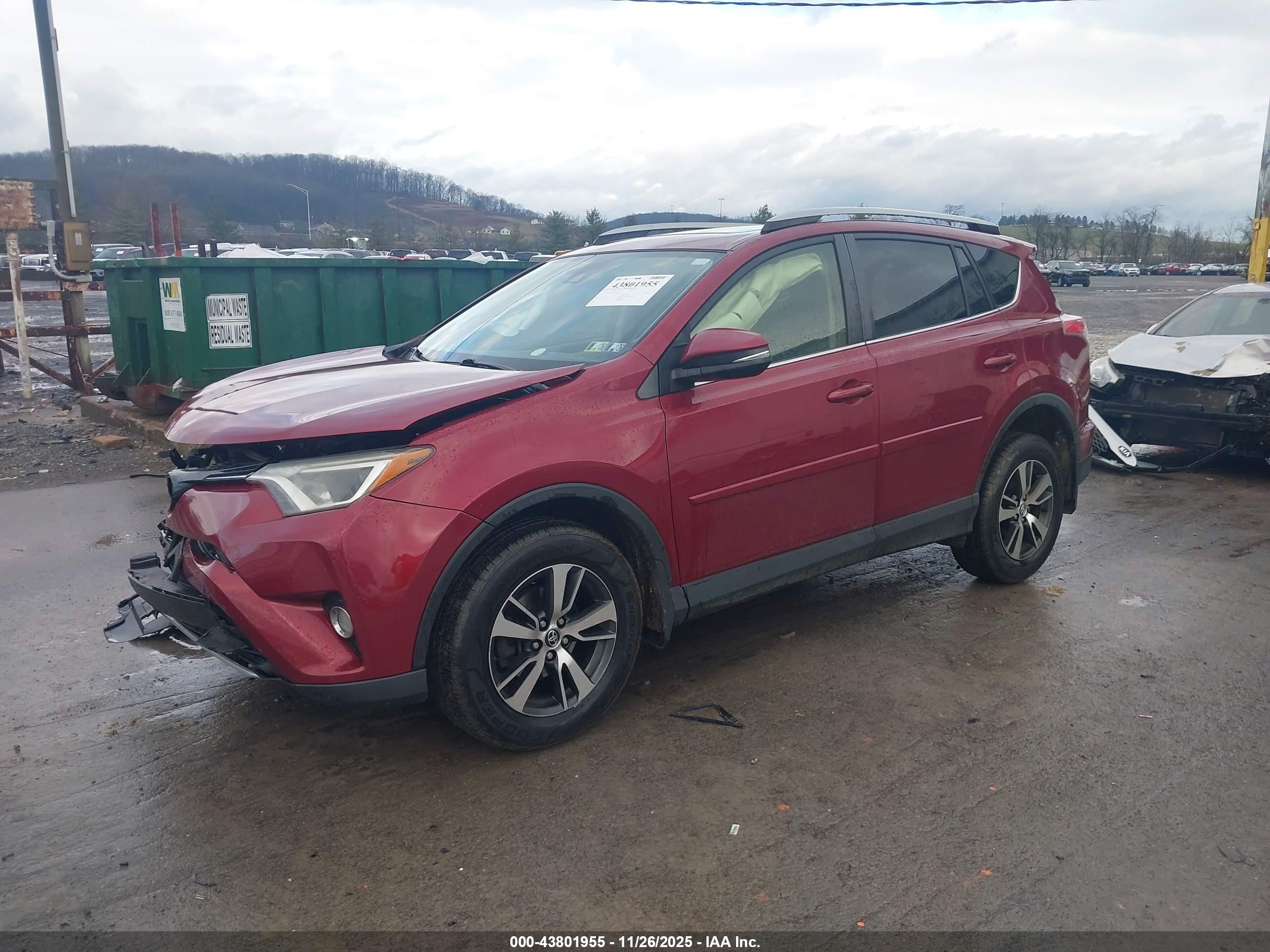 TOYOTA RAV4 image 2