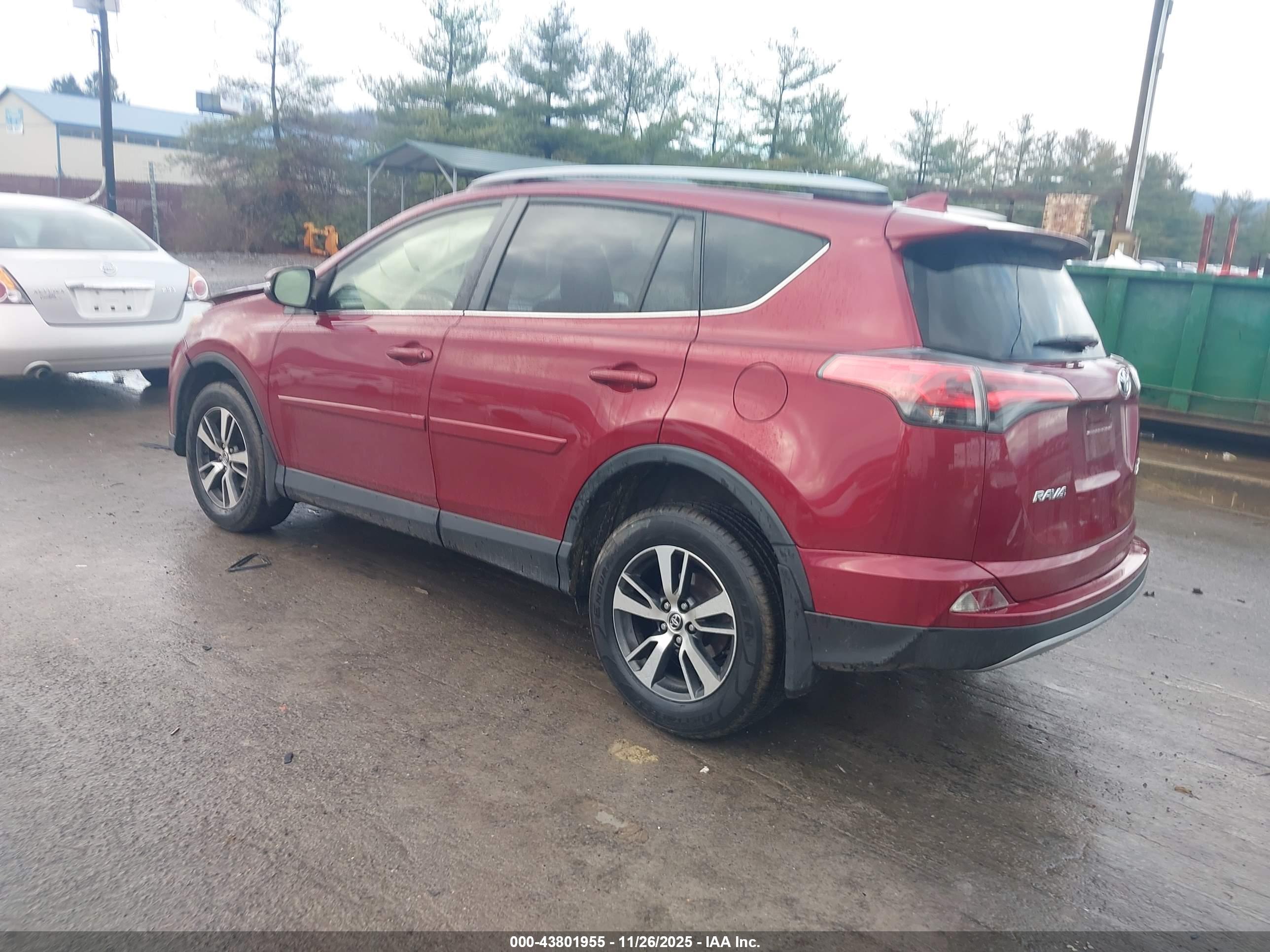 TOYOTA RAV4 image 3