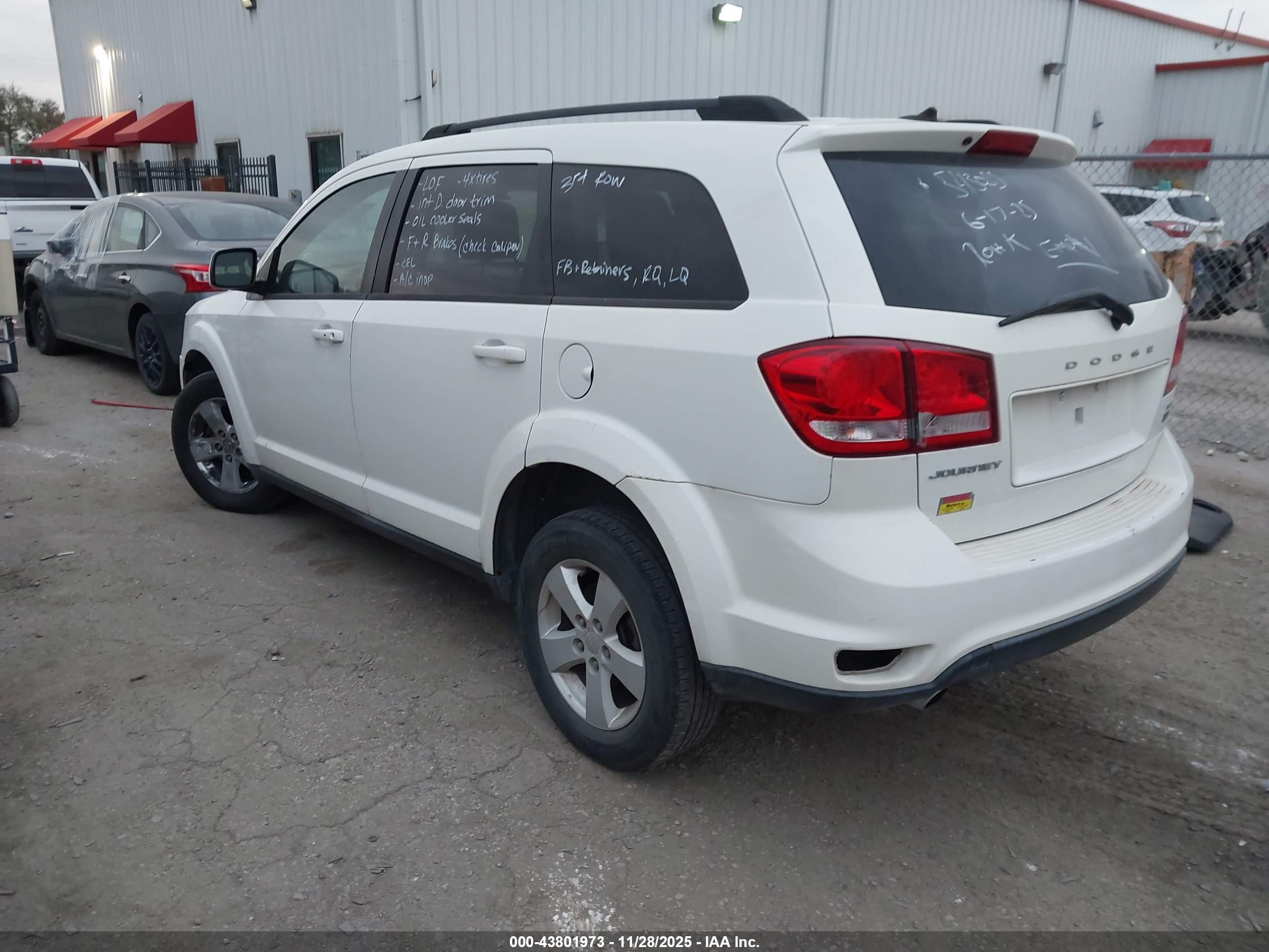 DODGE JOURNEY image 3