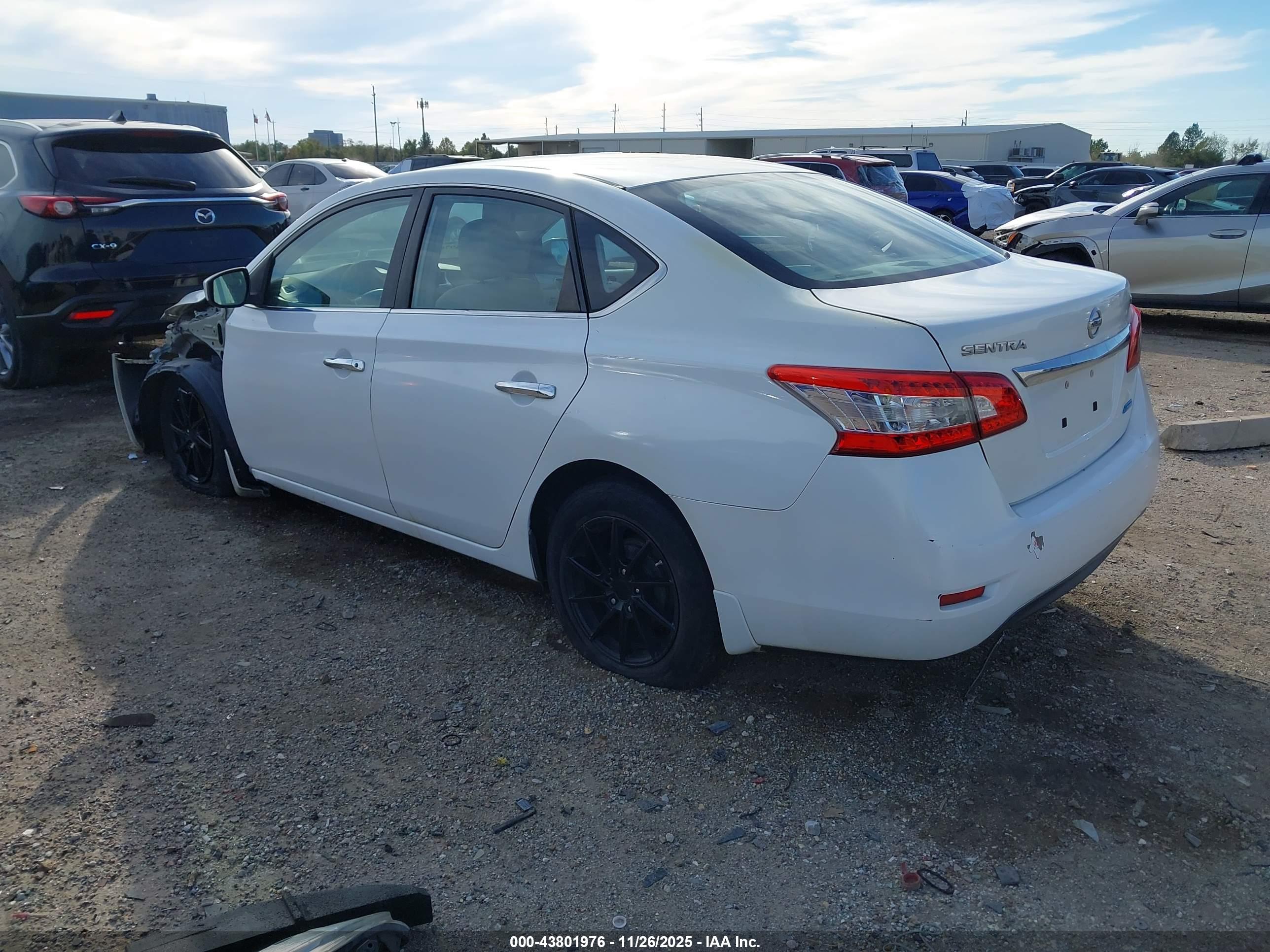 NISSAN SENTRA image 3