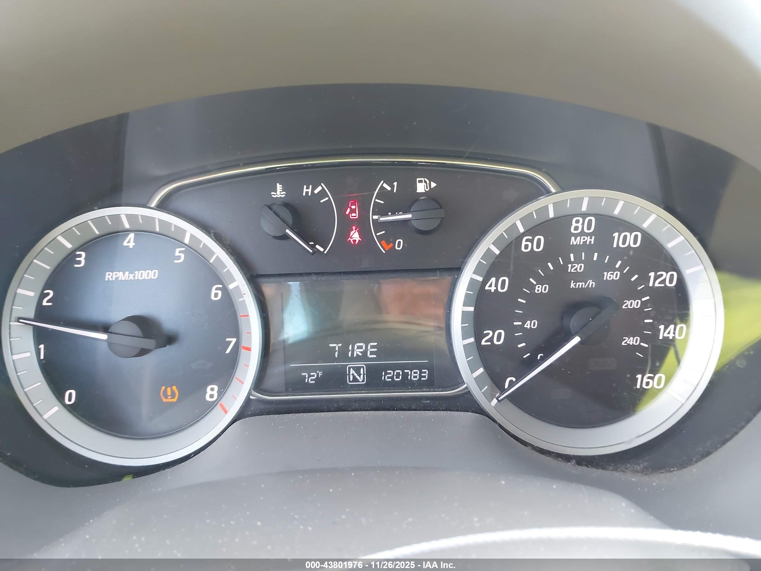 NISSAN SENTRA image 7