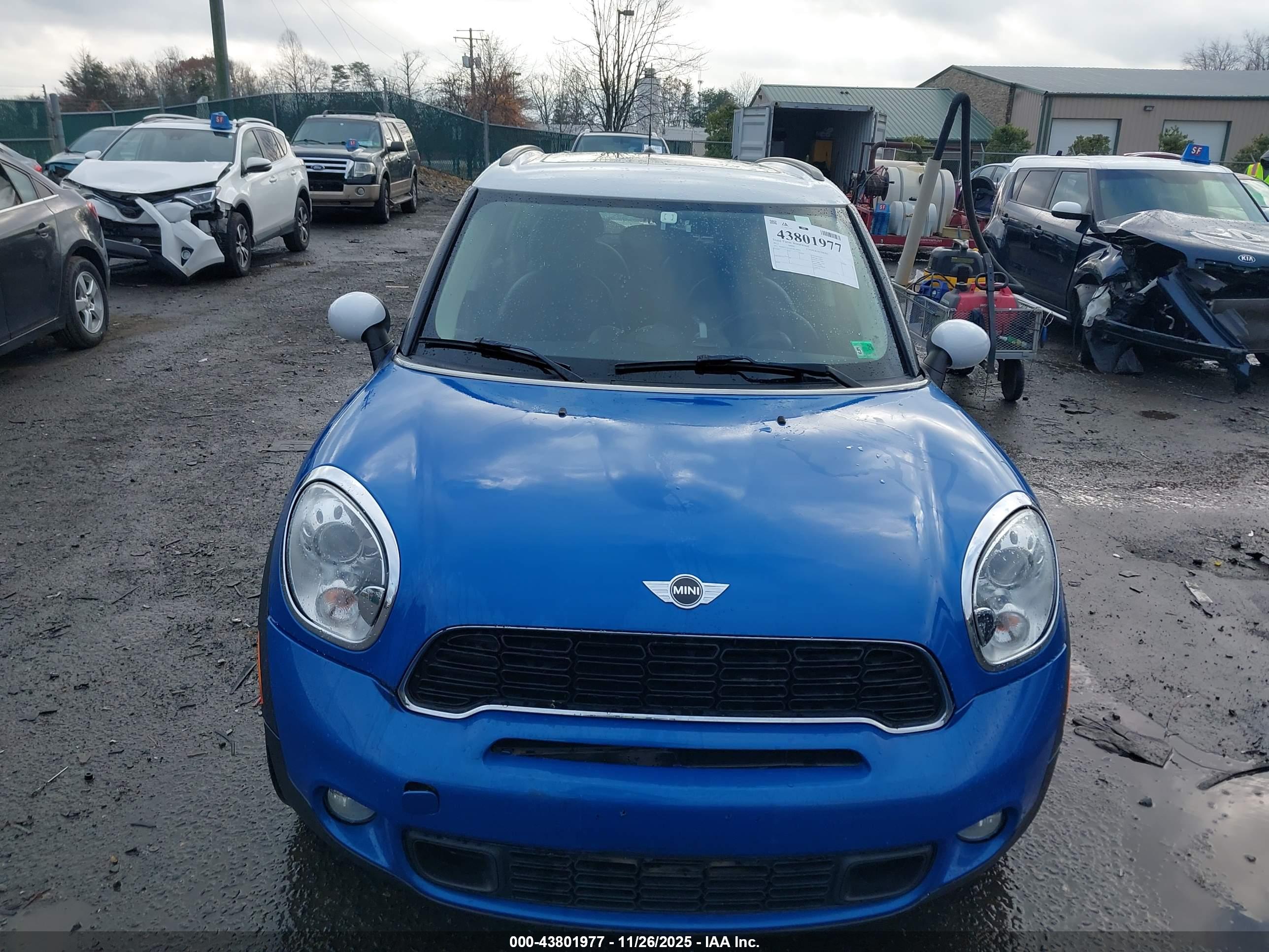 MINI COOPER image 6