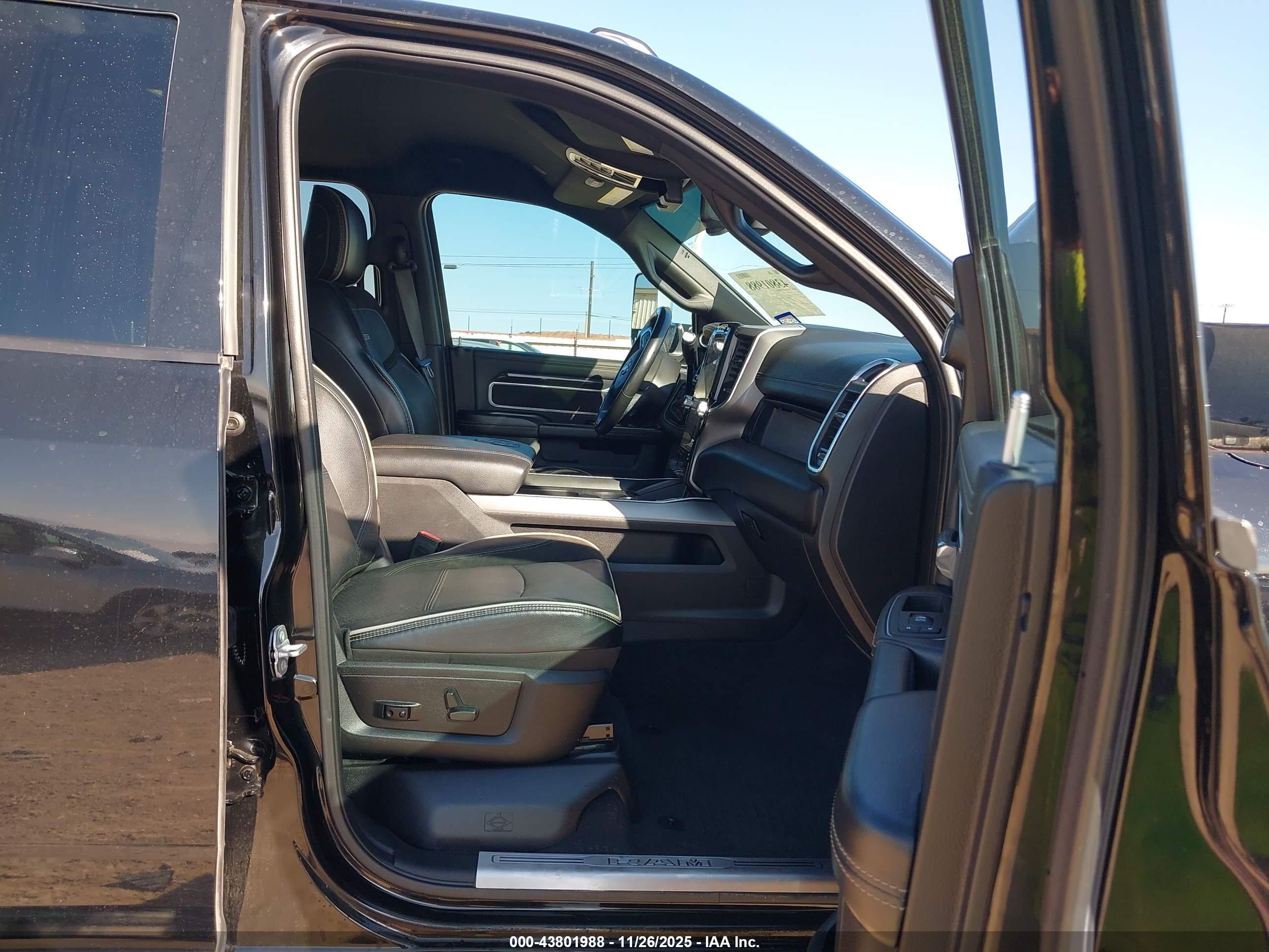 RAM 2500 image 5