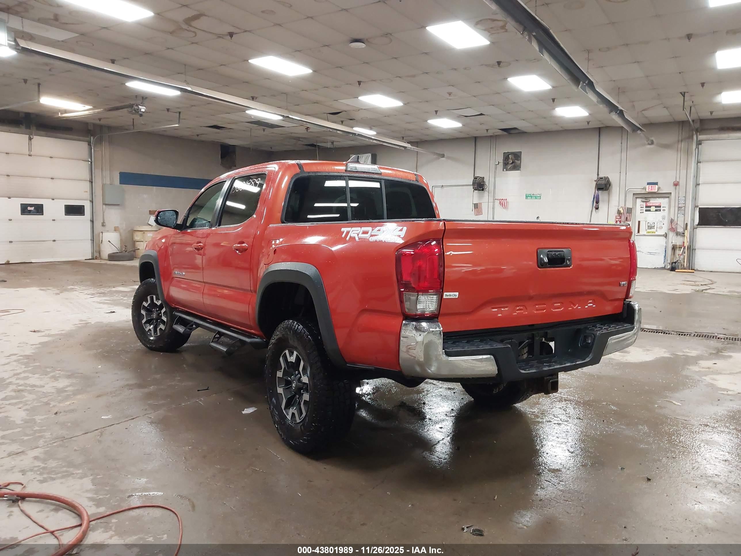 TOYOTA TACOMA image 3