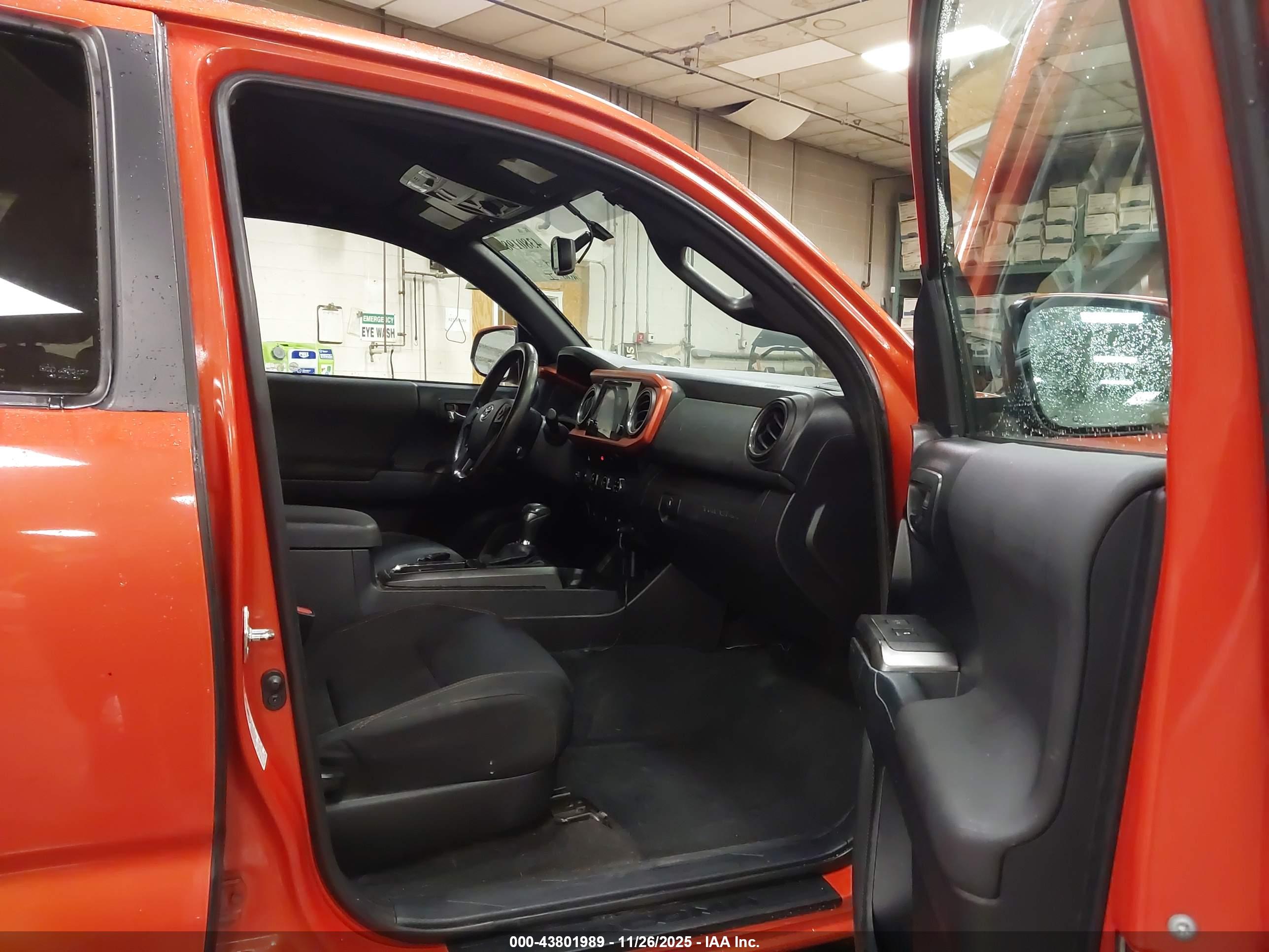 TOYOTA TACOMA image 5